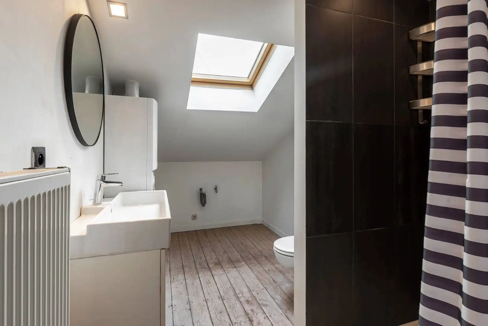 Charmante studio op een zucht van het KMSKA foto 8