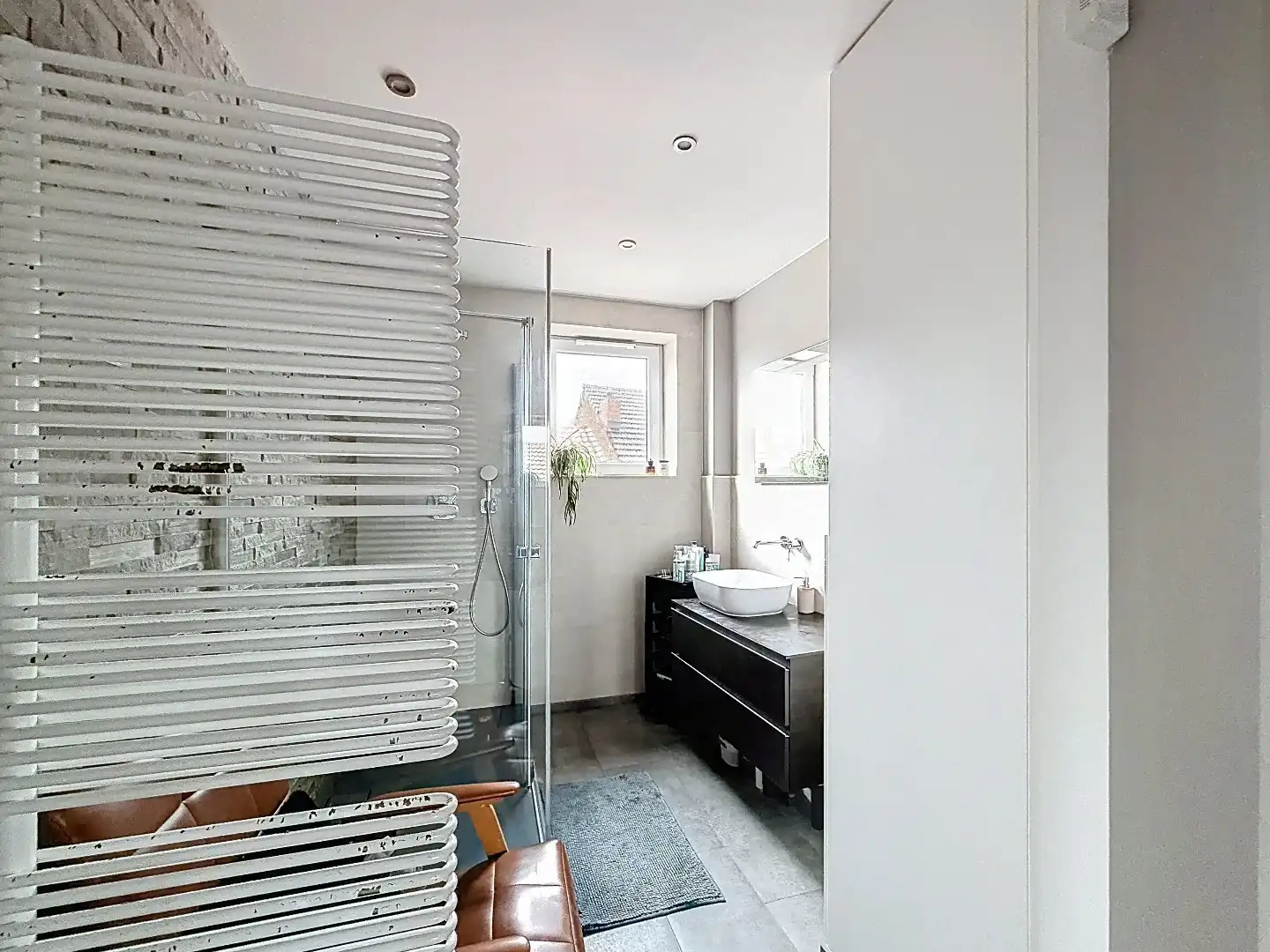 Stijlvol gerenoveerd appartement met terras in centrum Tienen foto 11