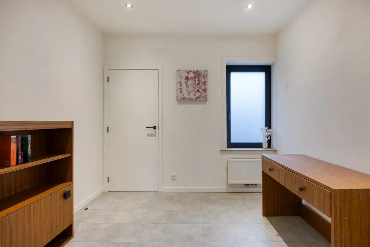 Energiezuinige, volledig gerenoveerde woning met 3 slaapkamers in Ninove foto 11