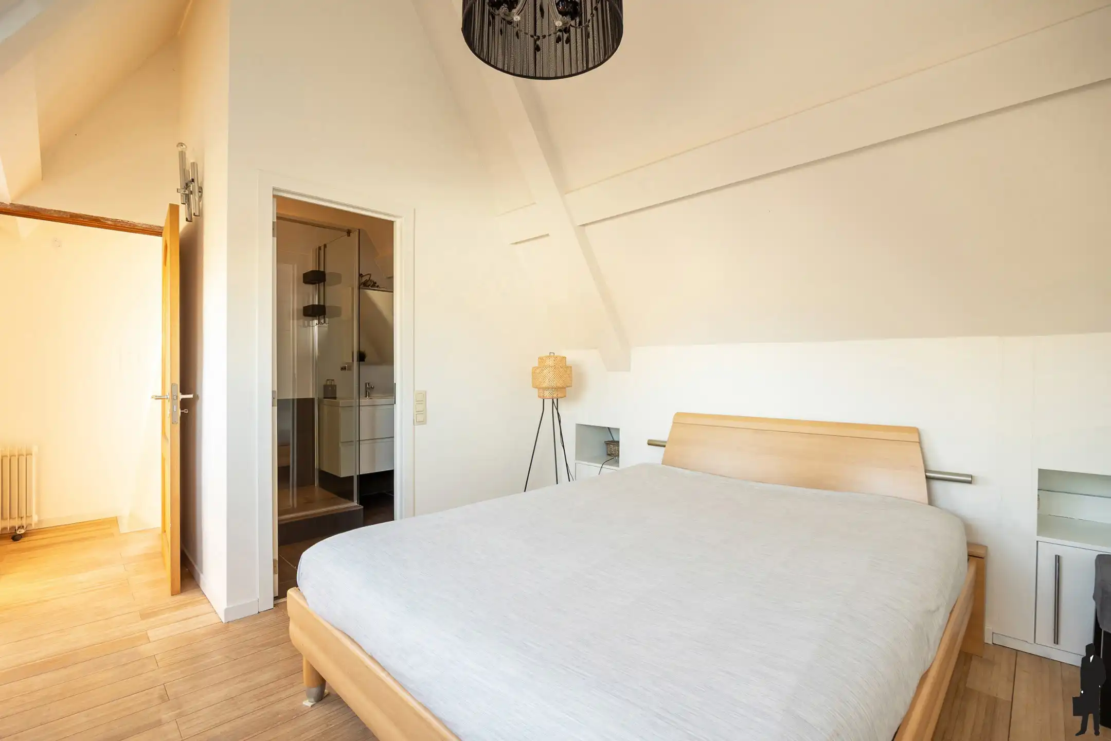 &nbsp;Charmante gezinswoning met tuin & garage in rustige omgeving foto 17