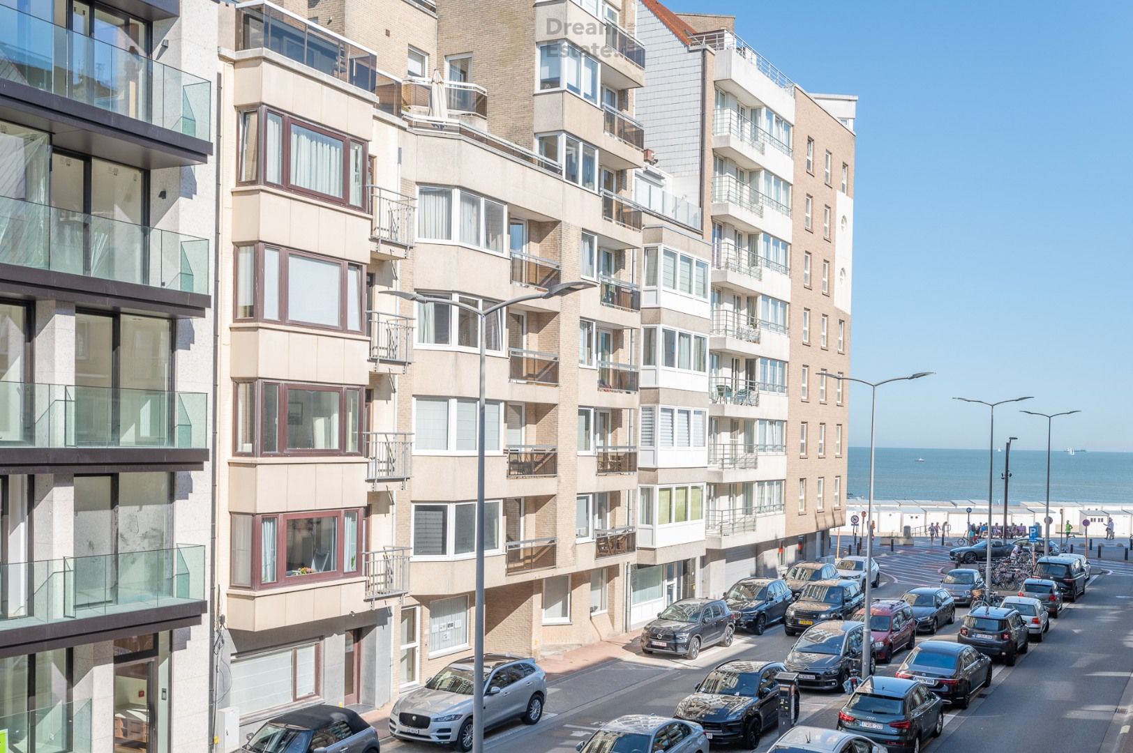 Appartement met zijdelings zeezicht op de Paul Parmentierlaan foto 8