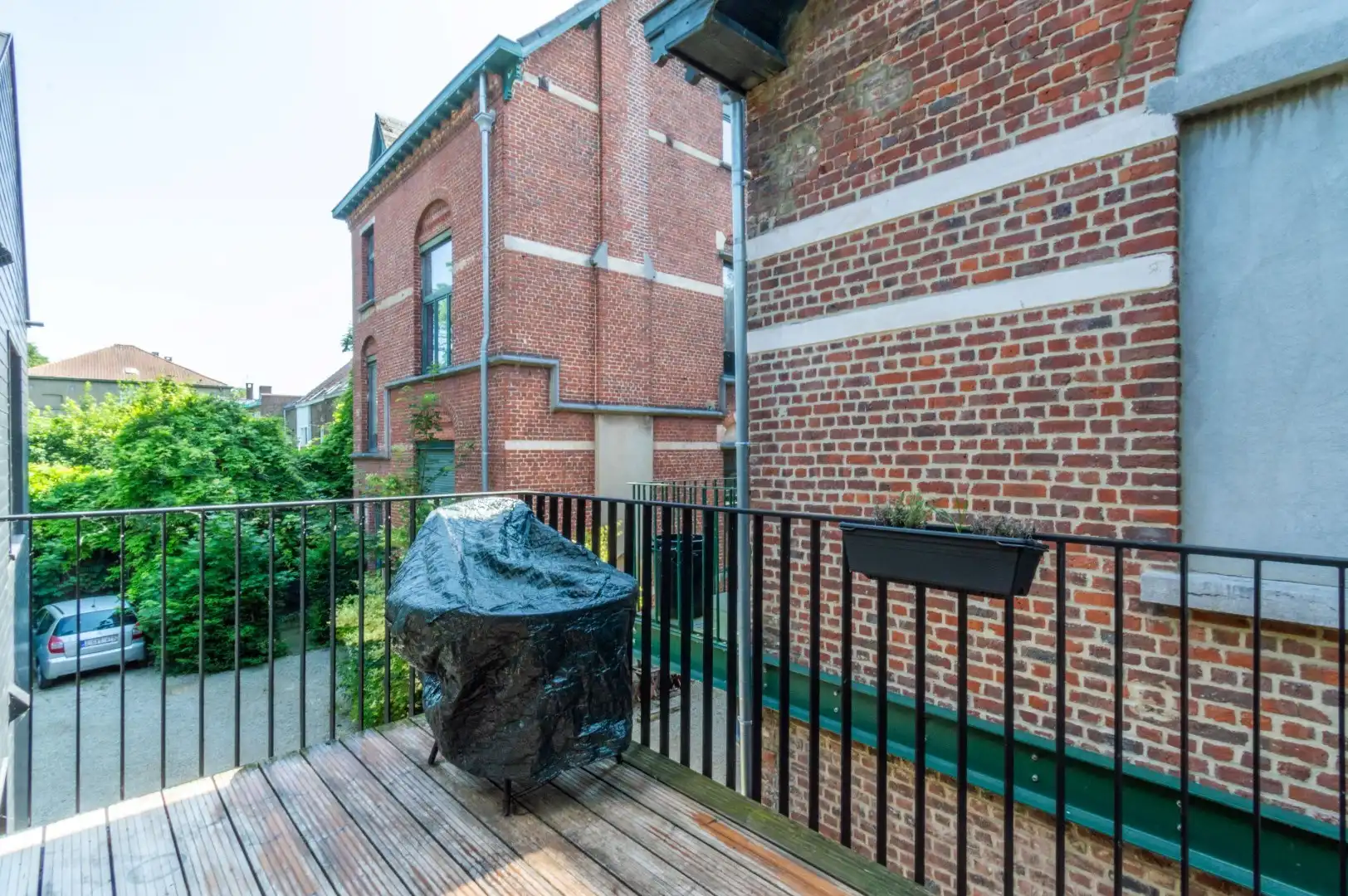 Een duplex-appartement / volledig huis volledig vernieuwd! foto 8