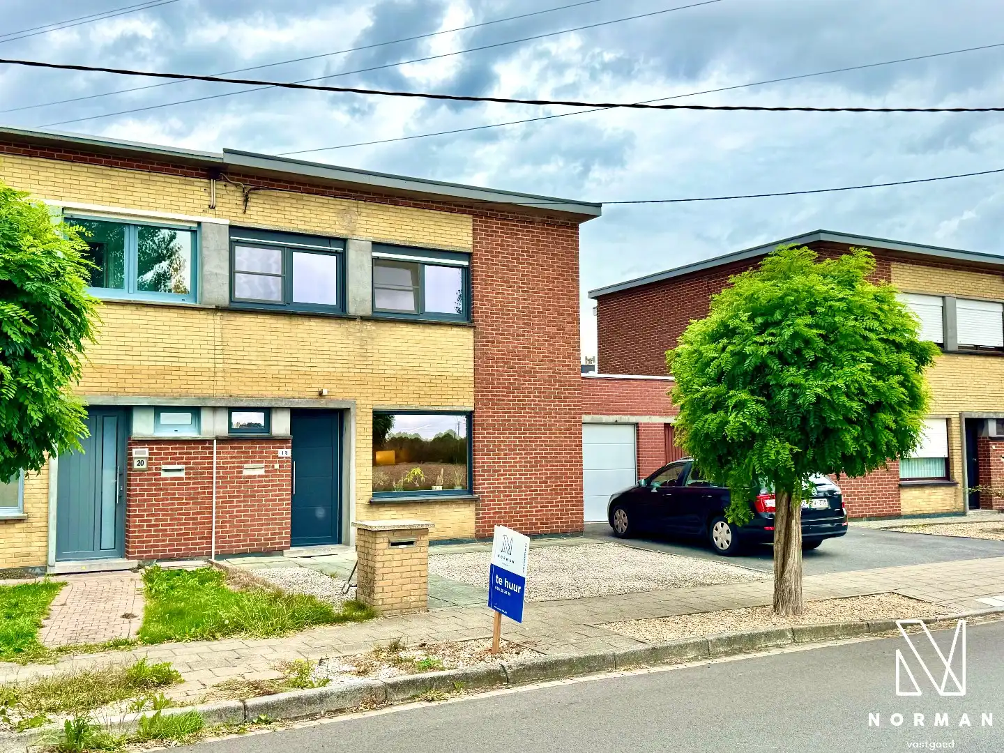 Instapklare woning met 2 slaapkamers, tuin en garage te huur in rustige woonwijk te Hulste! foto 3
