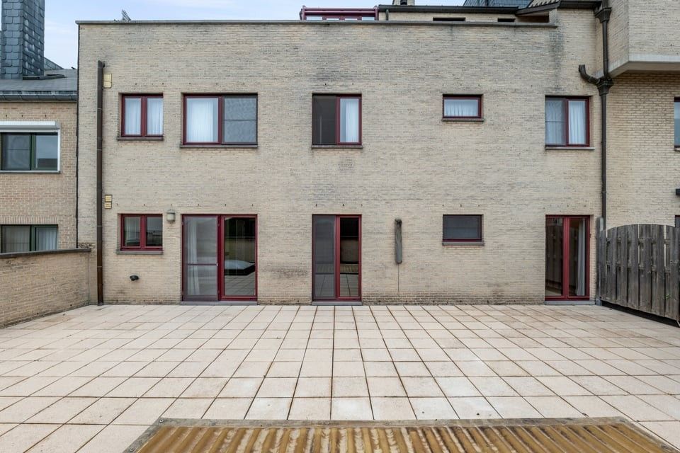 RUIM APPARTEMENT MET UITZONDERLIJK TERRAS VAN +50M² IN SINT-TRUIDEN foto 22