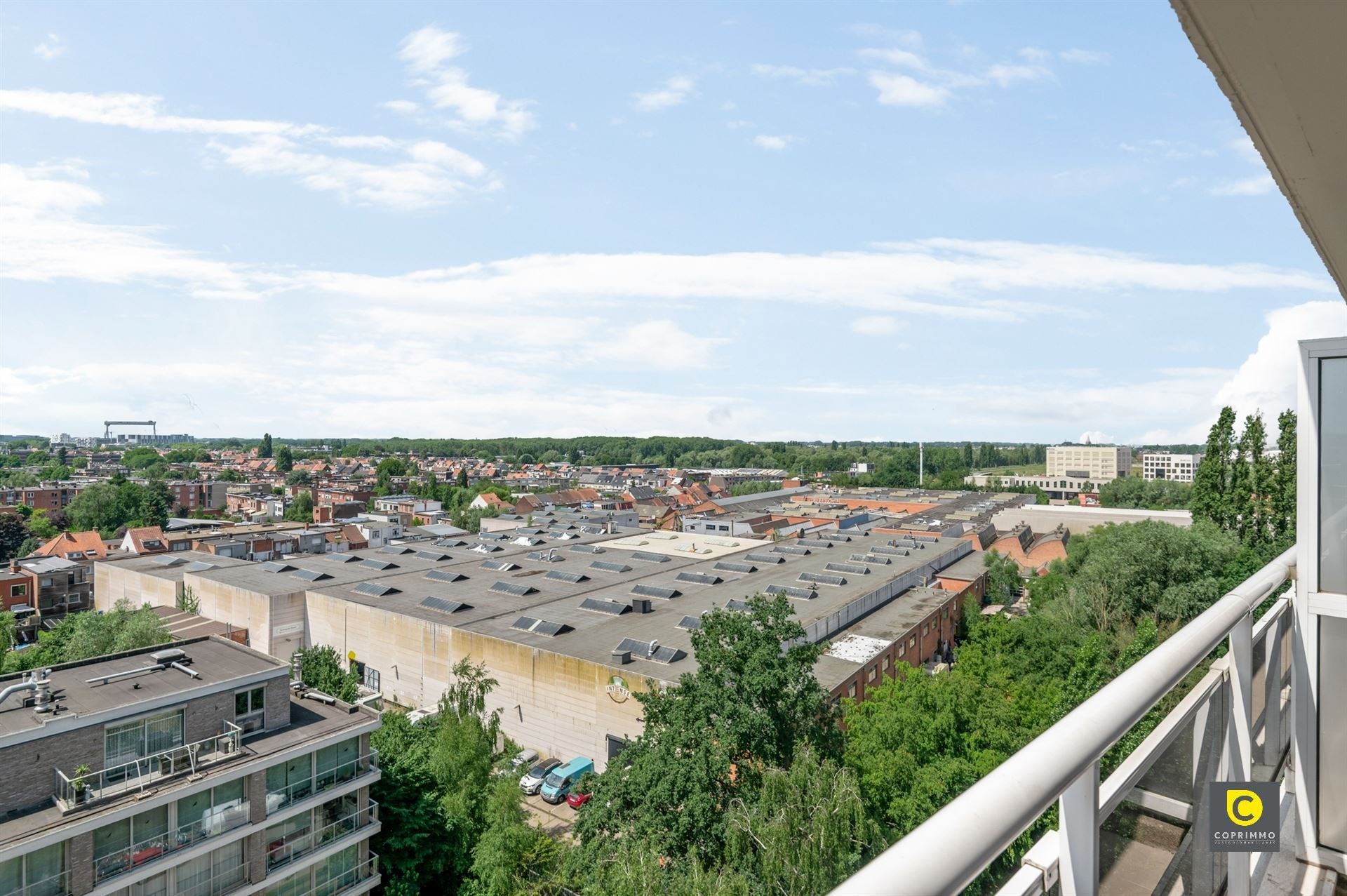 Instapklaar appartement met dubbel terras foto 5