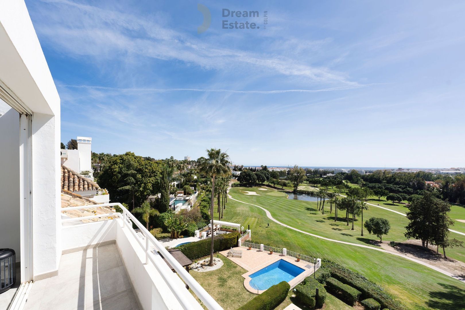 Luxe frontline Golf Penthouse in Nueva Andalucía foto 24
