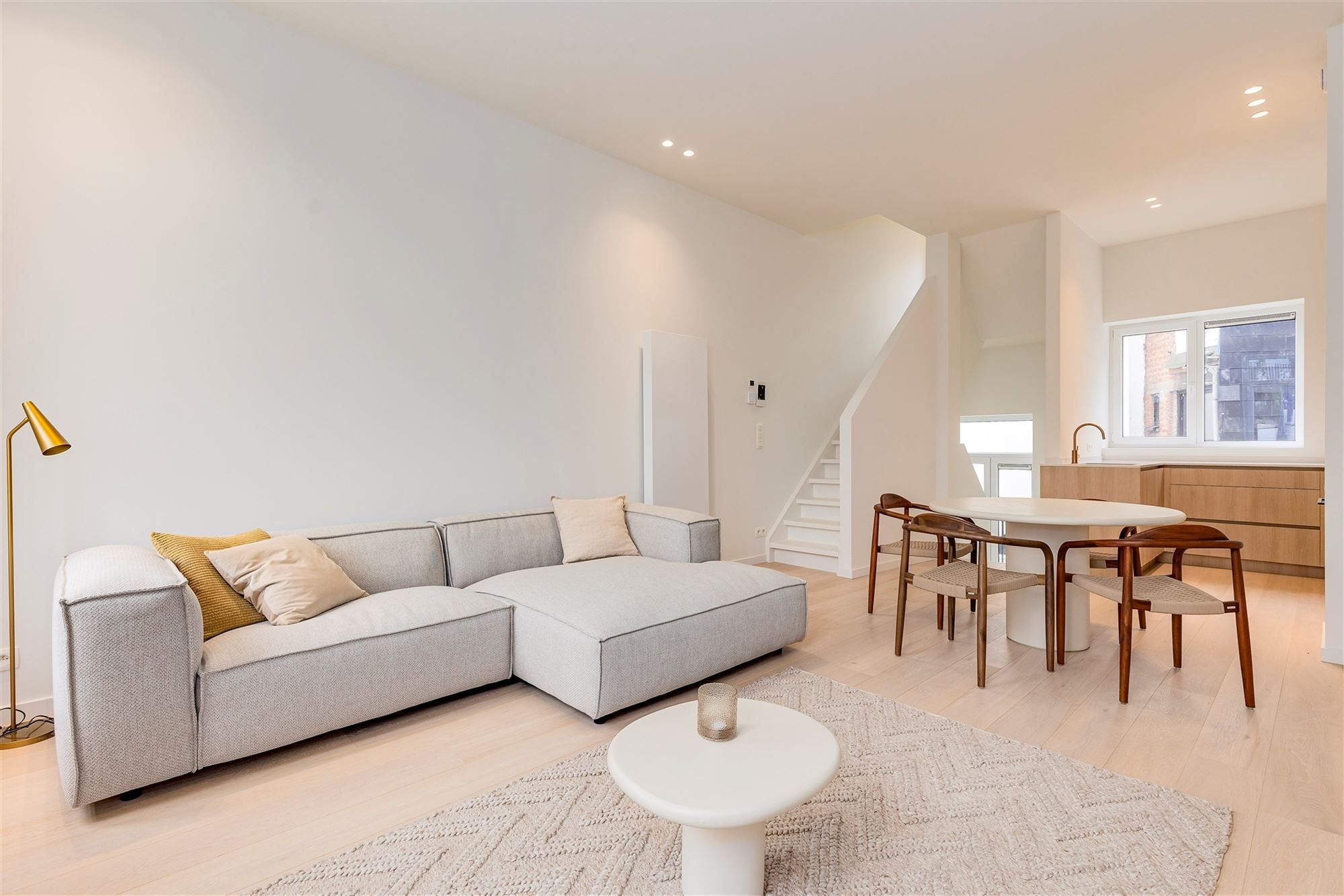 Gerenoveerde woning met 5 slk en 2 badk aan Park Spoor Noord foto 5