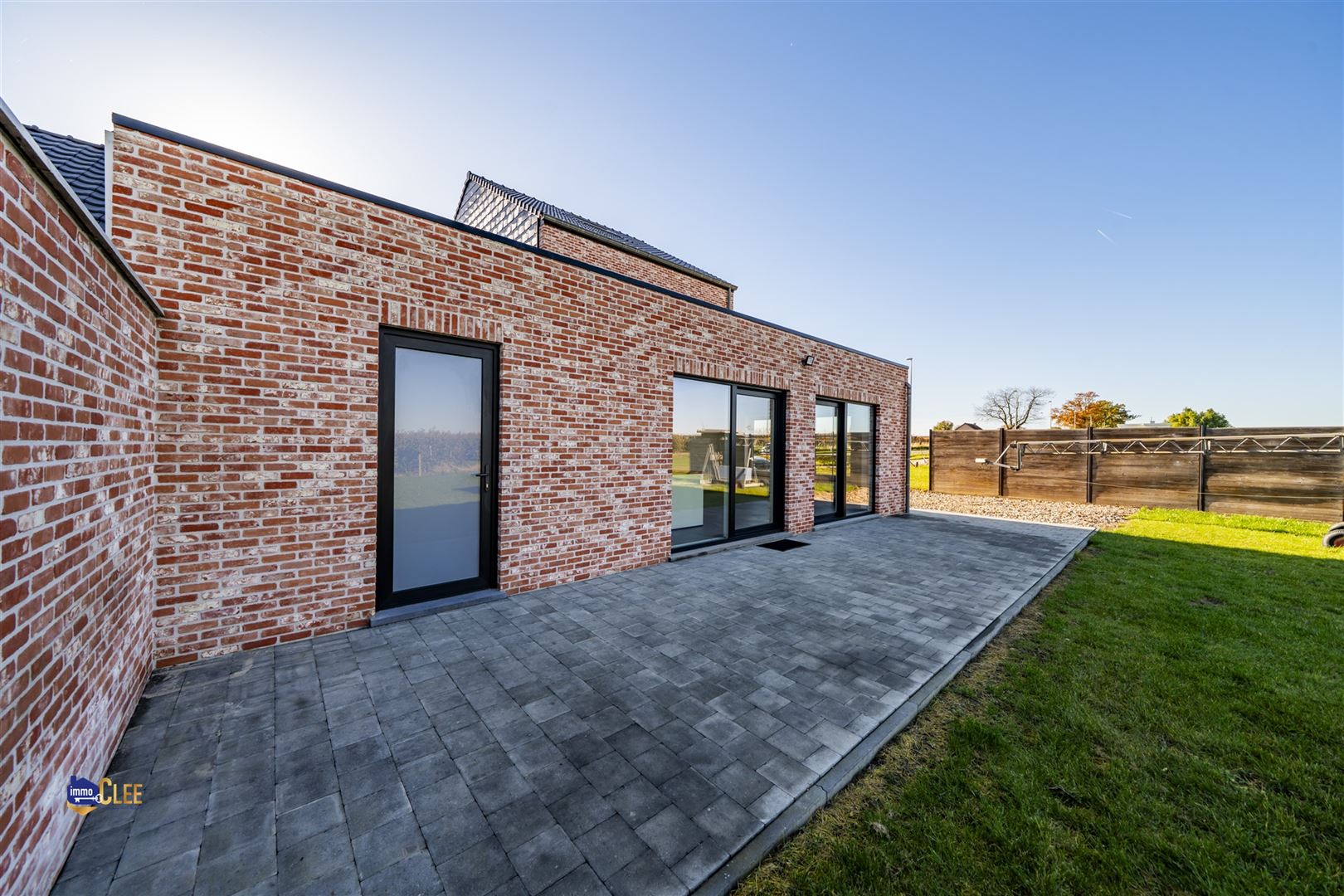 Volledig gerenoveerde gezinswoning foto 22