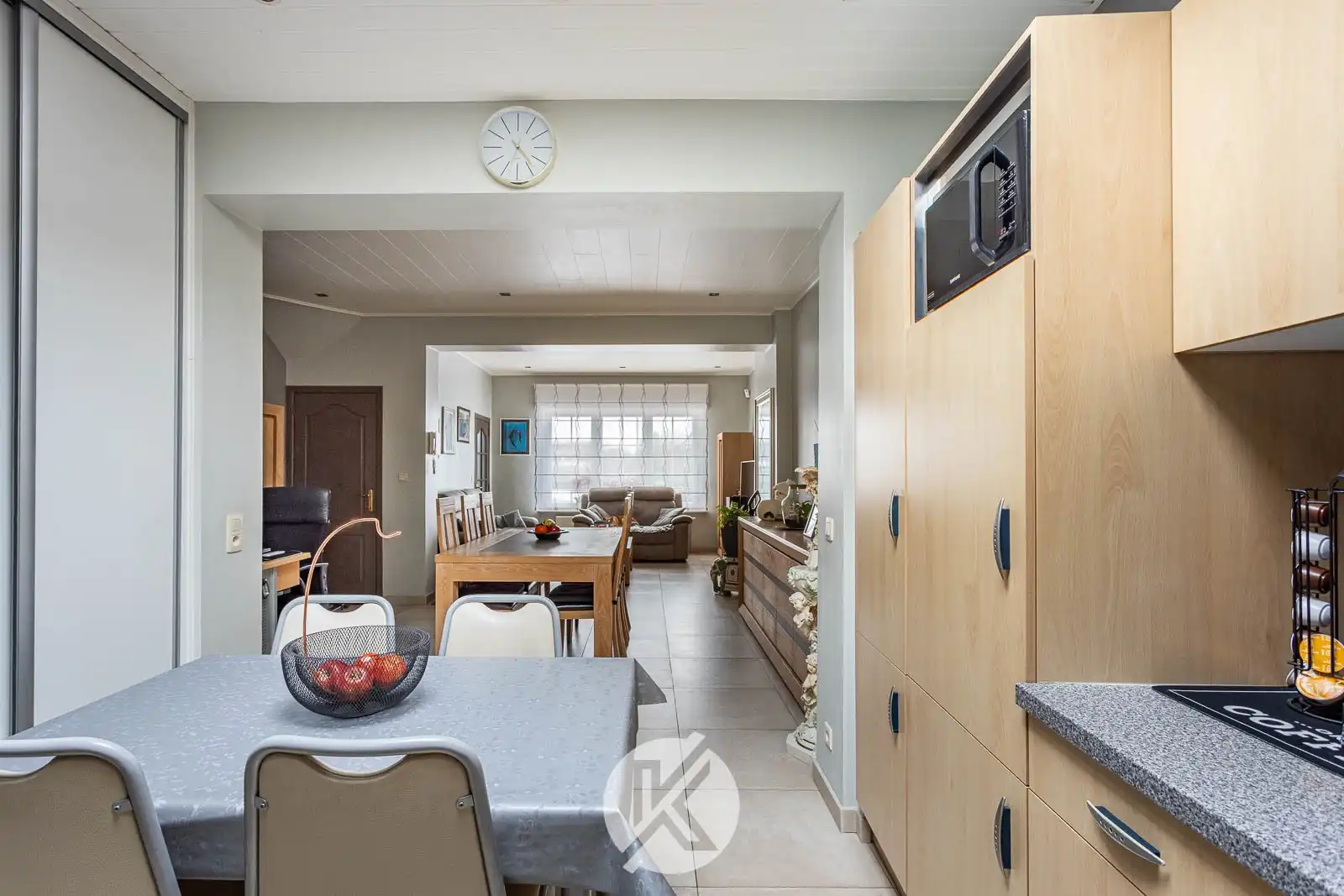 Instapklare rijwoning op gunstige ligging foto 8