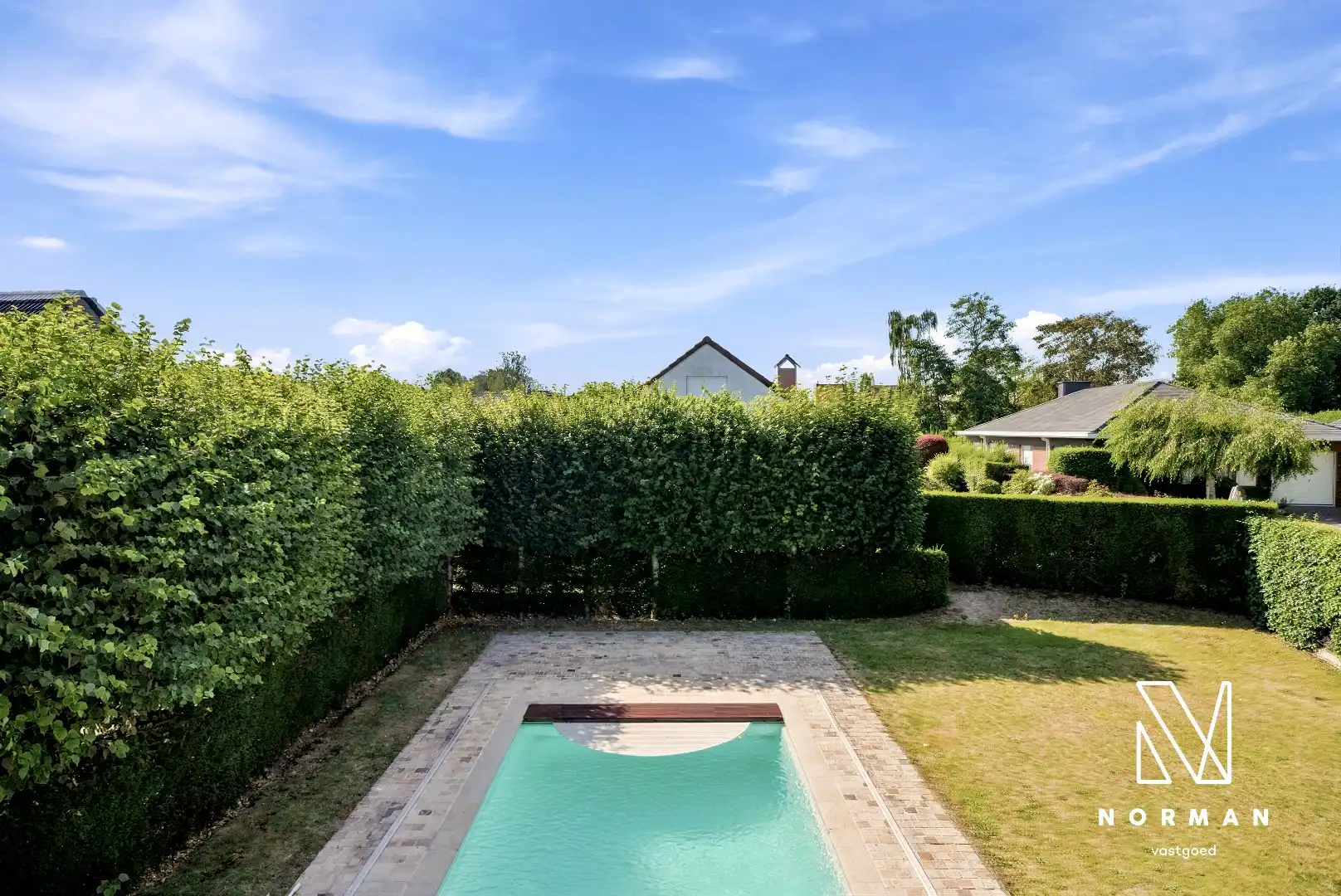 Villa met zwembad op een perceel van 1.598 m² foto 28