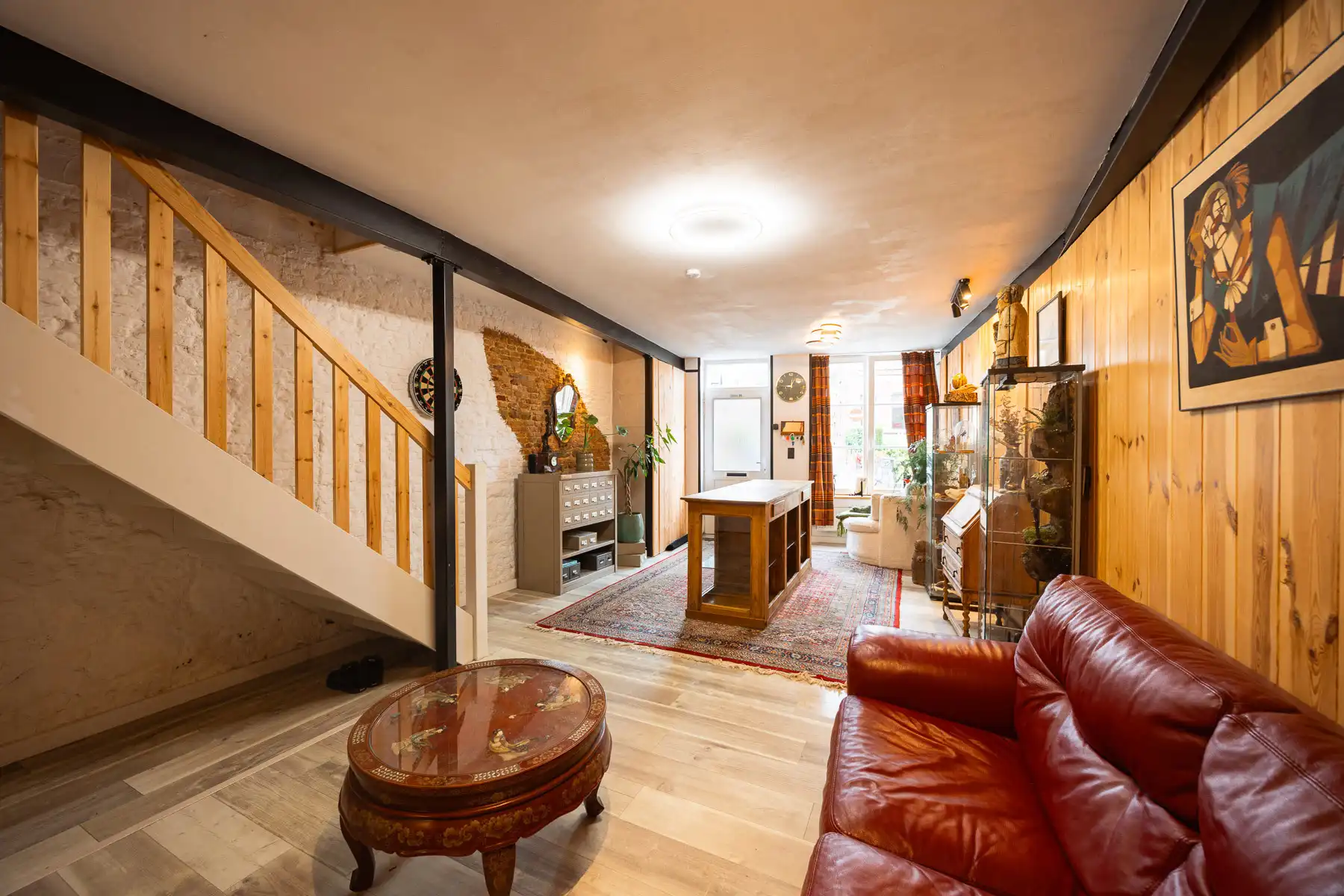 Centraal gelegen energiezuinige en instapklare woning foto 2