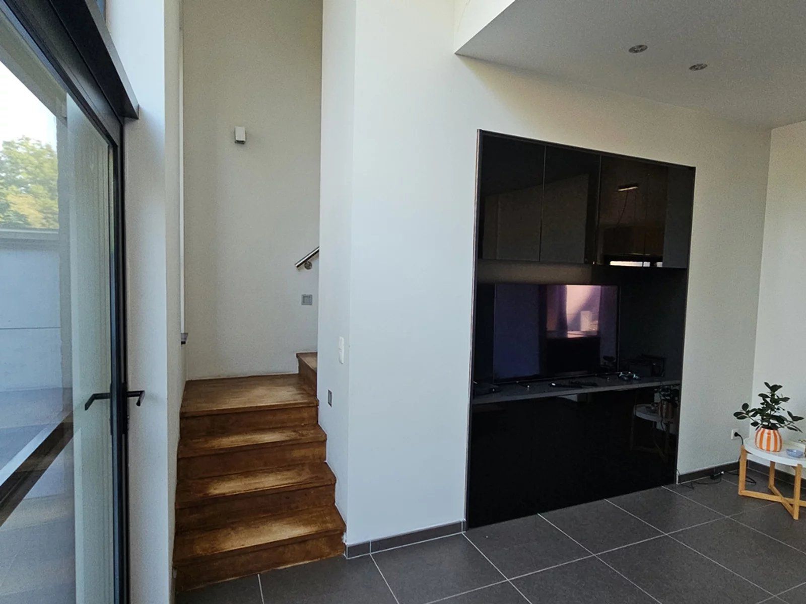 Zeer energiezuinige rustig gelegen woning, binnen de grote ring van Hasselt. foto 7