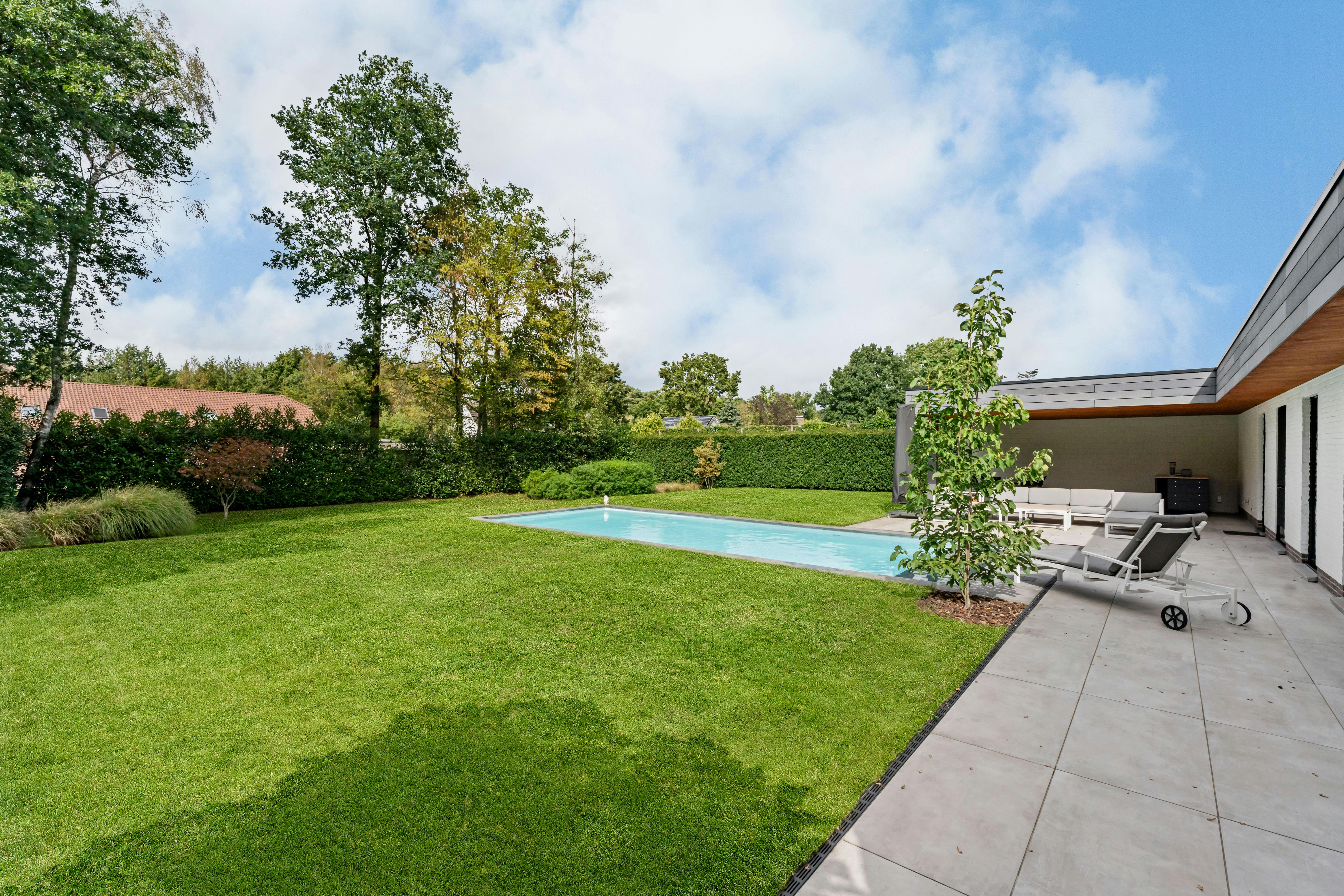 residentieel gelegen woning op 1750 m² te koop in Kasterlee foto 35