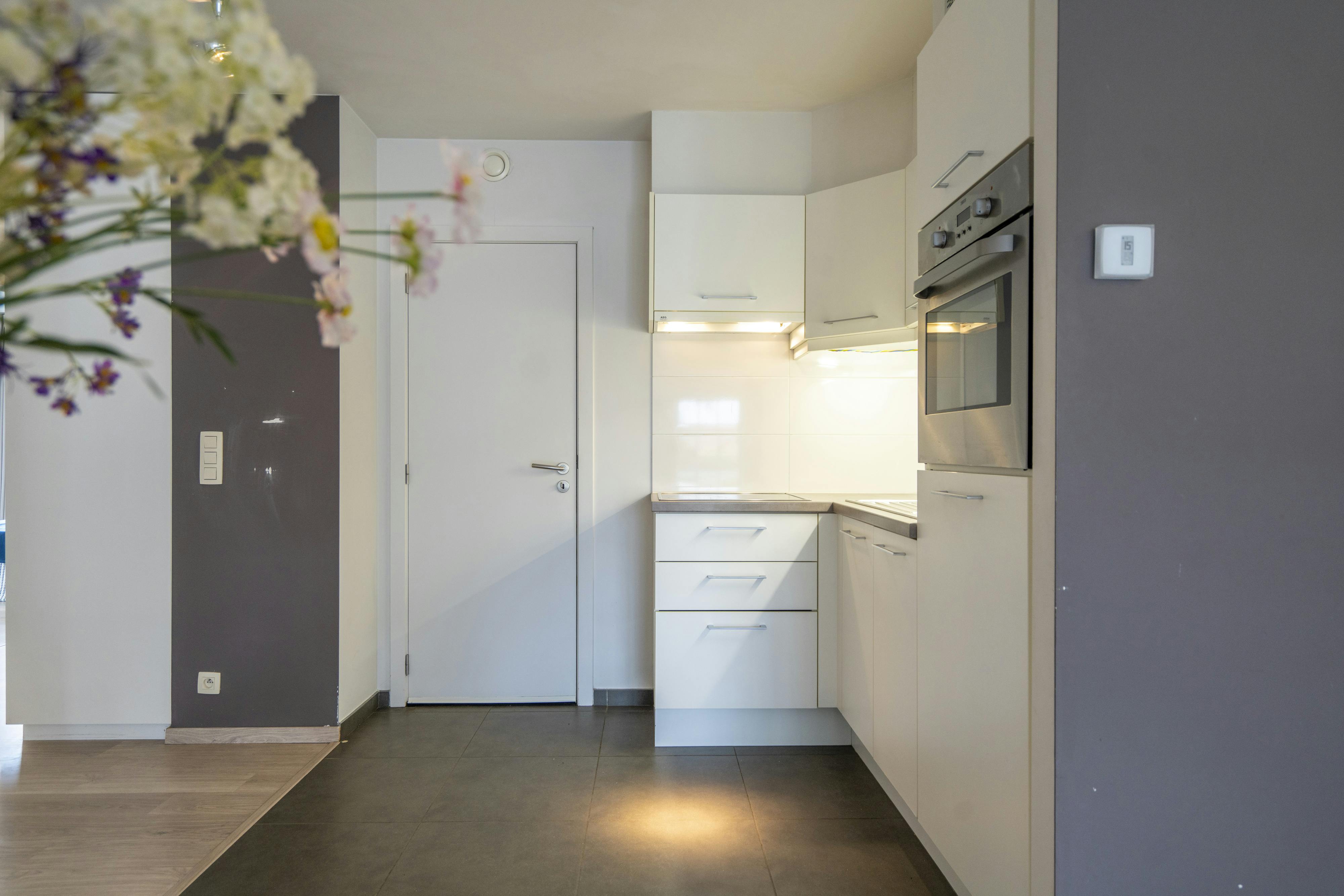 Instapklaar appartement te koop in centrum Ingooigem foto 5