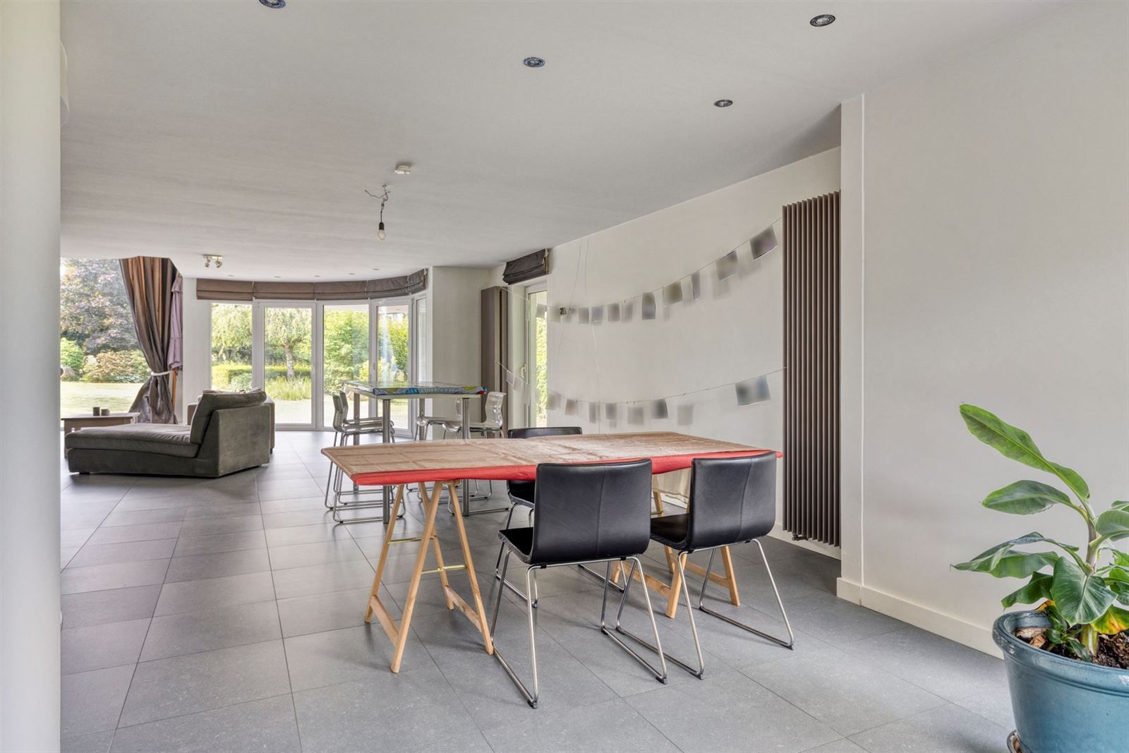 Ruime villa te huur op rustige locatie foto 4