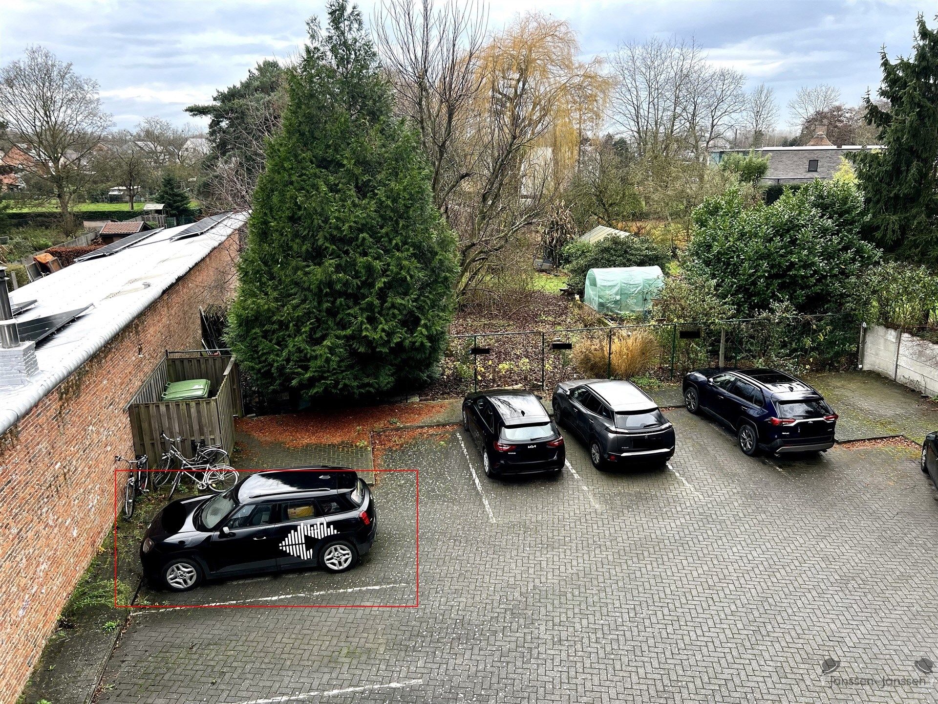 energiezuinig appartement met 2 slpkmrs & parkeerplaats foto 13