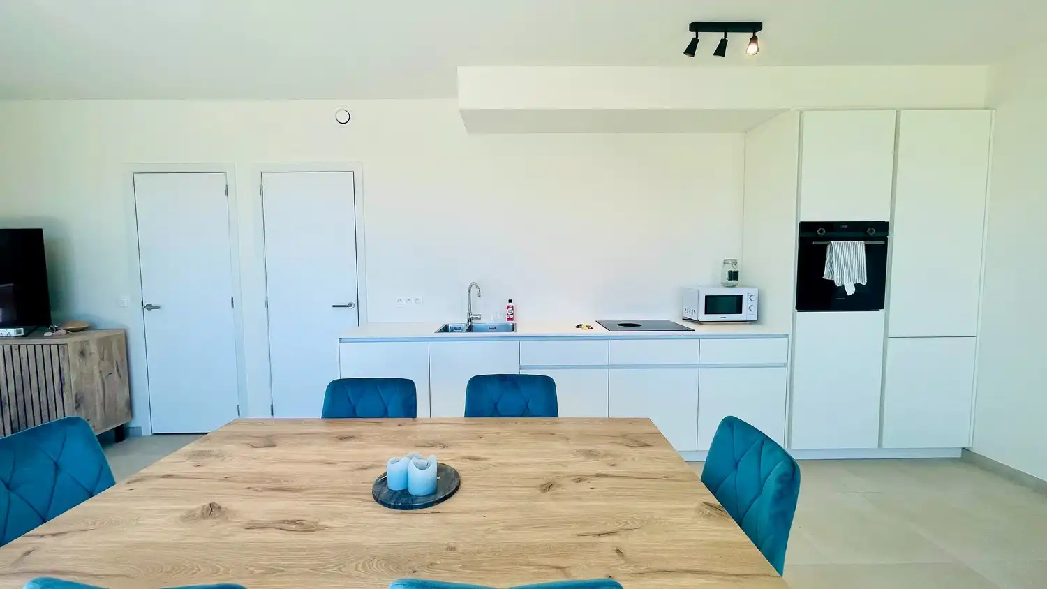 Te huur – Energiezuinig 1-slaapkamerappartement met ruim terras in Ingelmunster foto 4