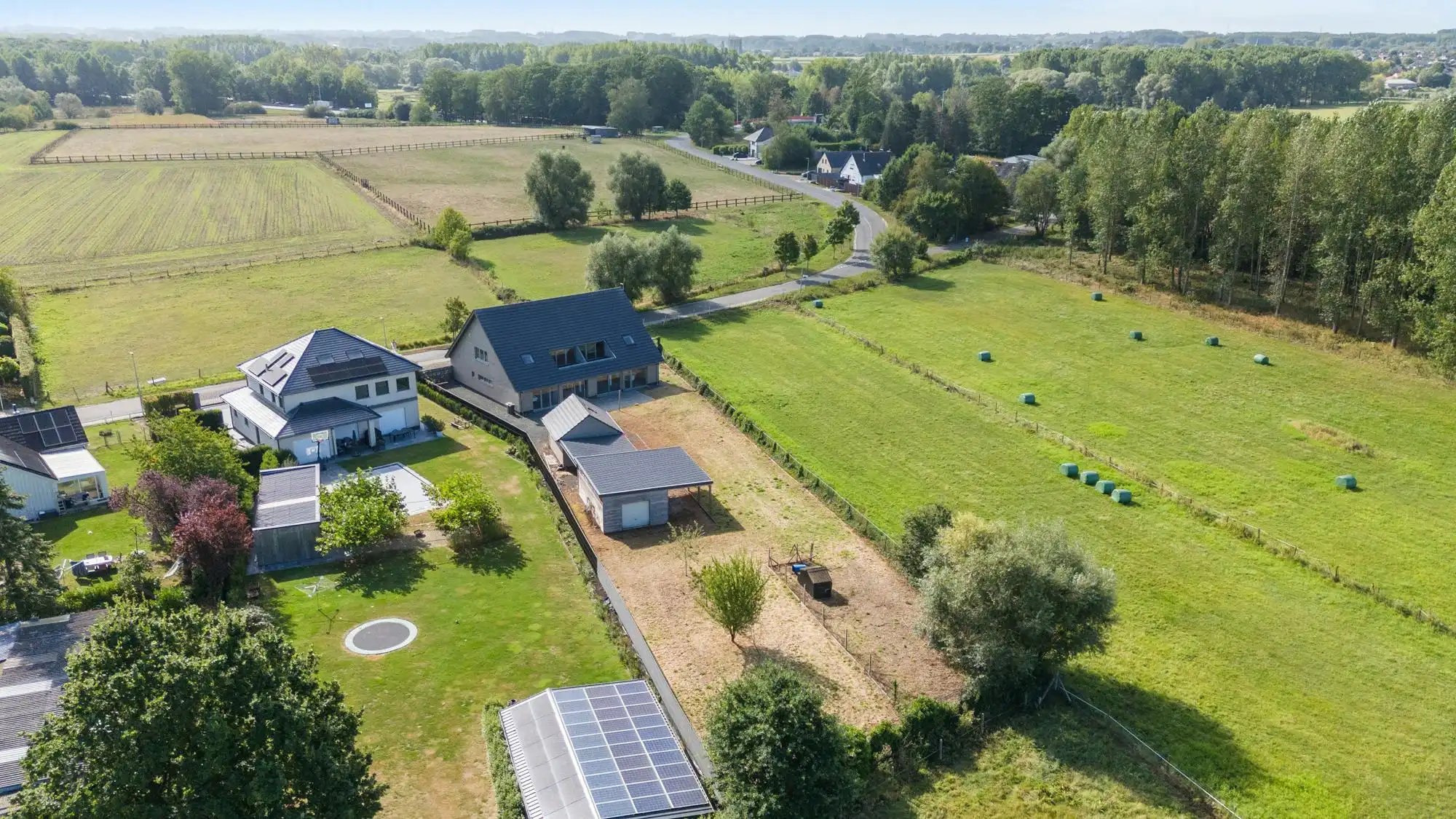 Ruime villa met tuin & 2 garages, ideaal als kangoeroewoning foto 41