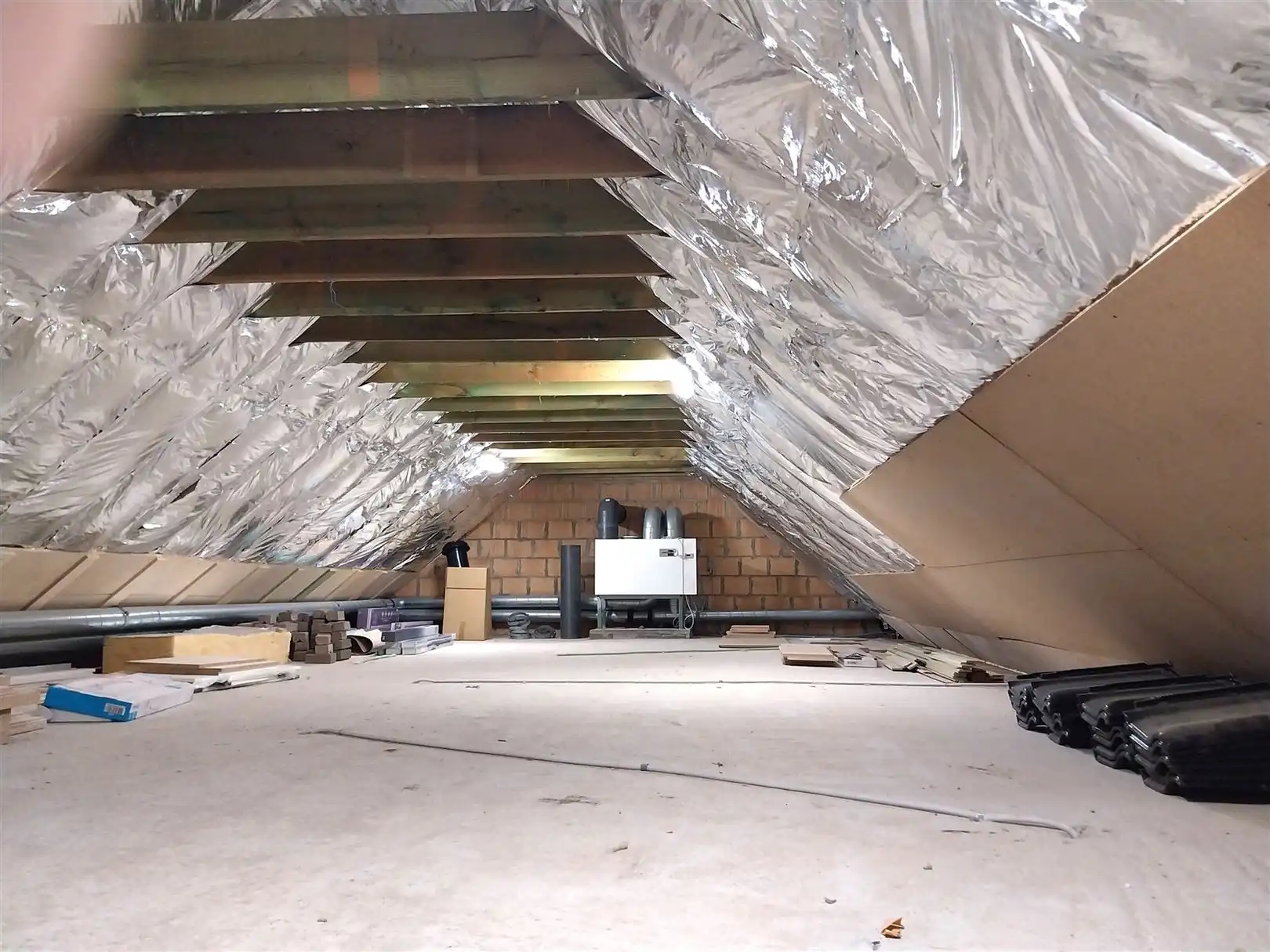 TE HUUR: Zeer ruim duplex appartement met 3 slaapkamers te Zolder! foto 20