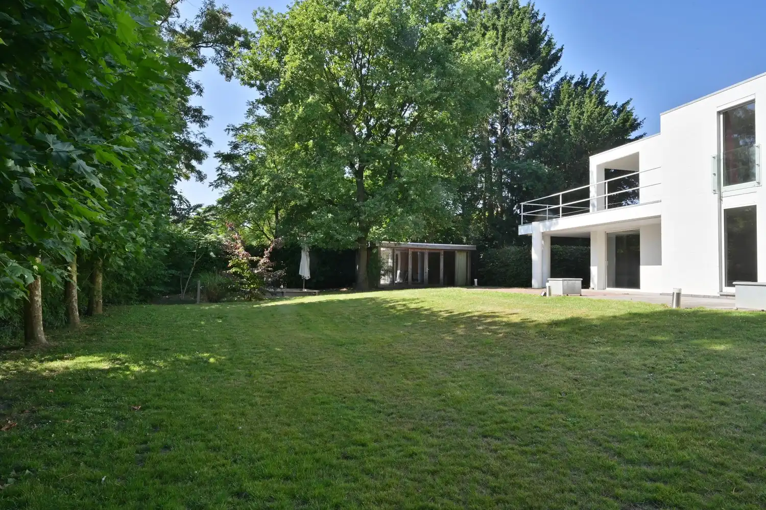 Moderne villa met 4 slaapkamers en 2 badkamers gelegen te Lanaken-Neerharen foto 6
