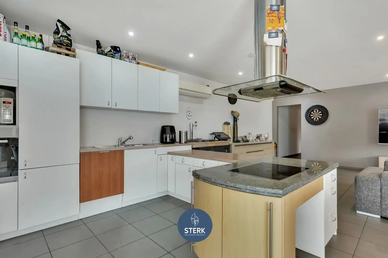 VEELZIJDIG INDUSTRIEPAND MET INSTAPKLAAR APPARTEMENT TE MAASMECHELEN ! foto 23