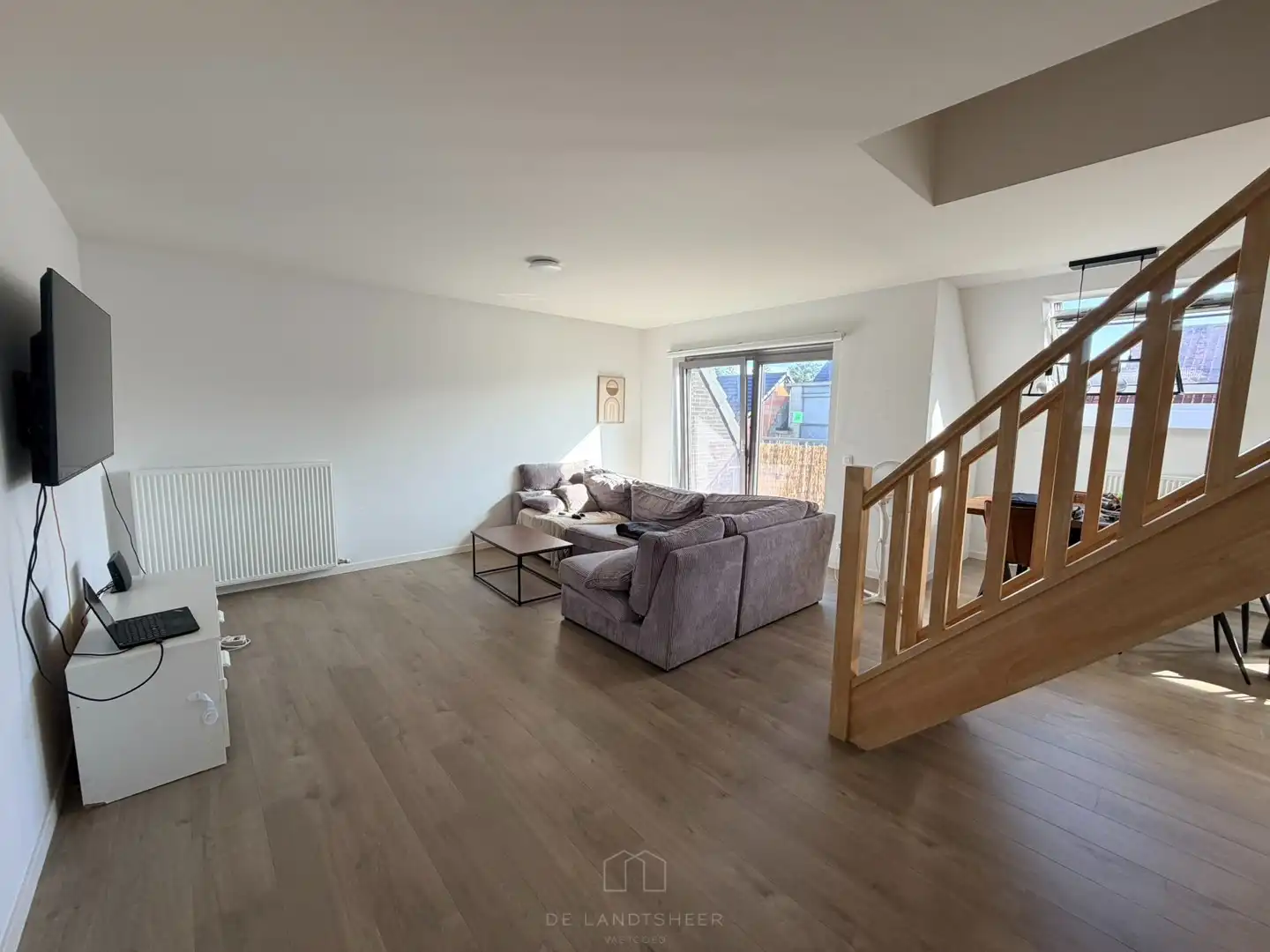 Ruim en lichtrijk duplexappartement van 129 m² met 2 slaapkamers en terras in Mariekerke foto 4