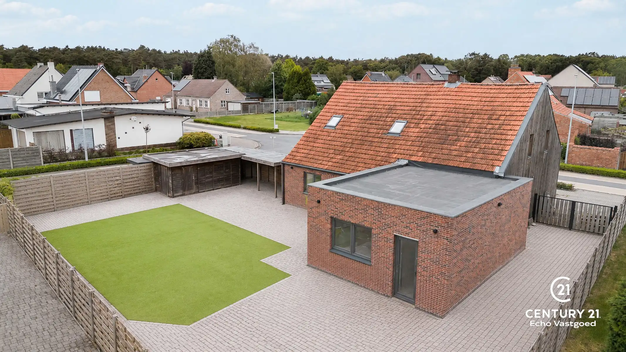 ruime woning met 4 slaapkamers op een fraai hoekperceel  foto 31
