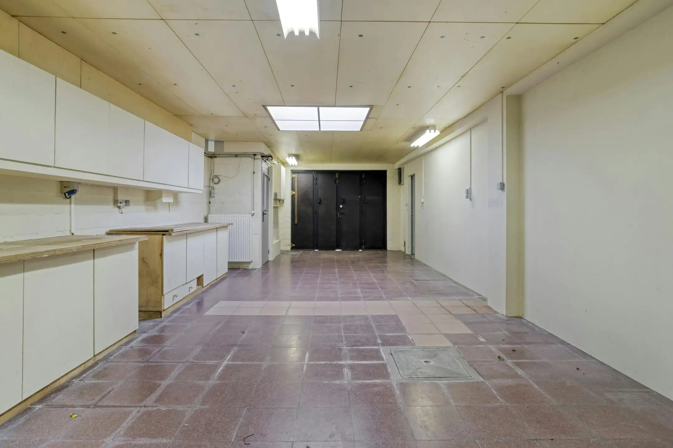 Huis met 2-3 slaapkamers, garage en loods (180m²) in Assebroek  foto 14