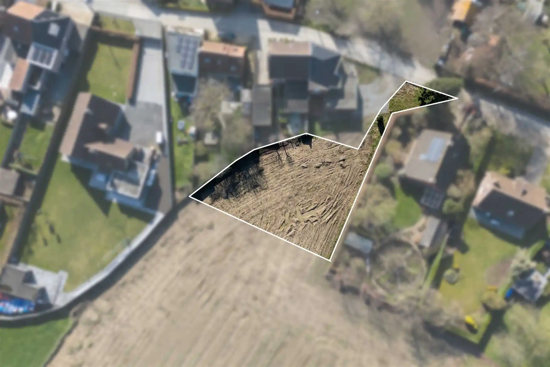 Rustig gelegen bouwgrond van 954 m² met landelijk uitzicht foto 2