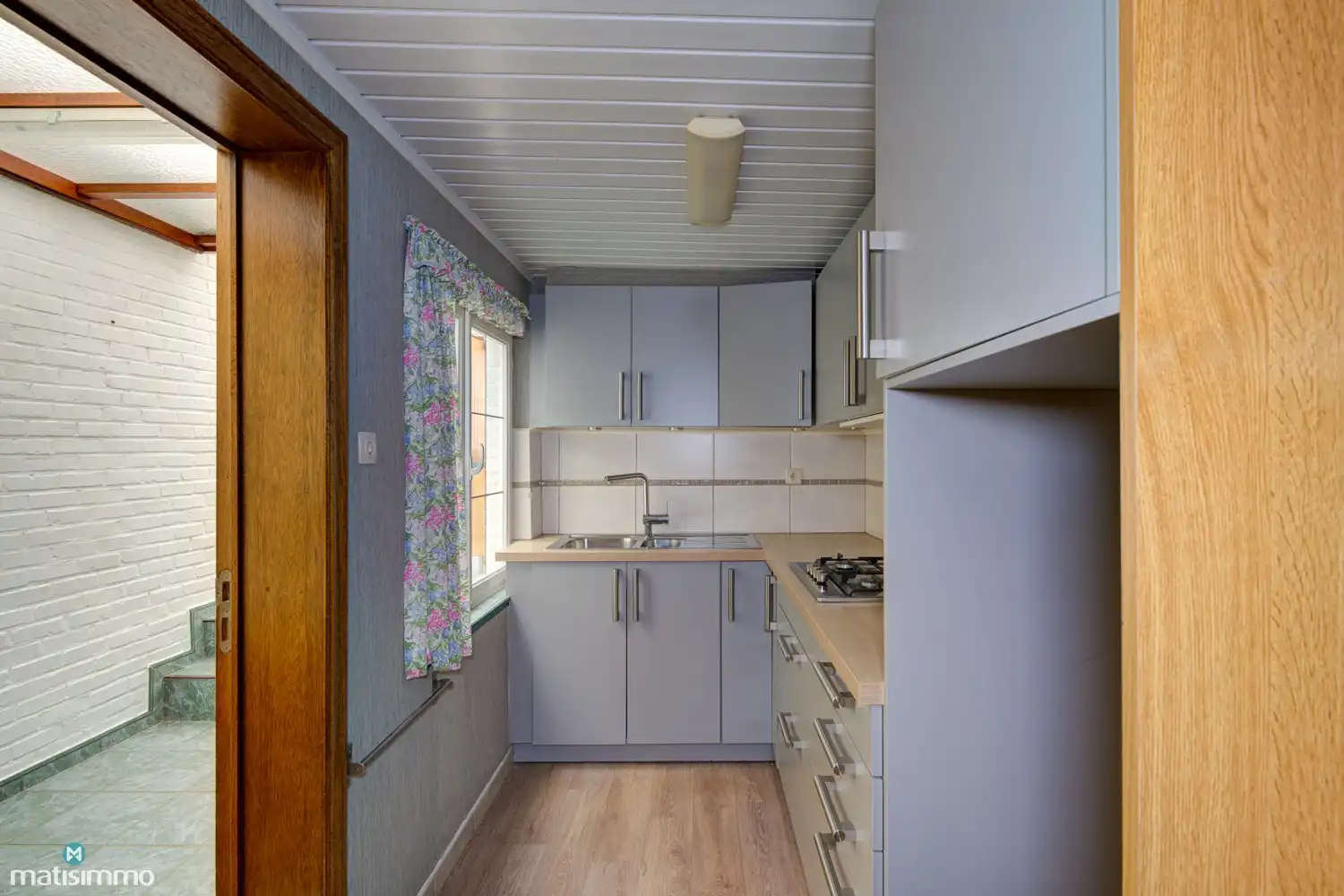 EENGEZINSWONING MET 2 SLAAPKAMERS, RUIME TUIN EN MOGELIJKHEID TOT EXTRA SLAAPKAMER NABIJ HET CENTRUM VAN TONGEREN foto 9