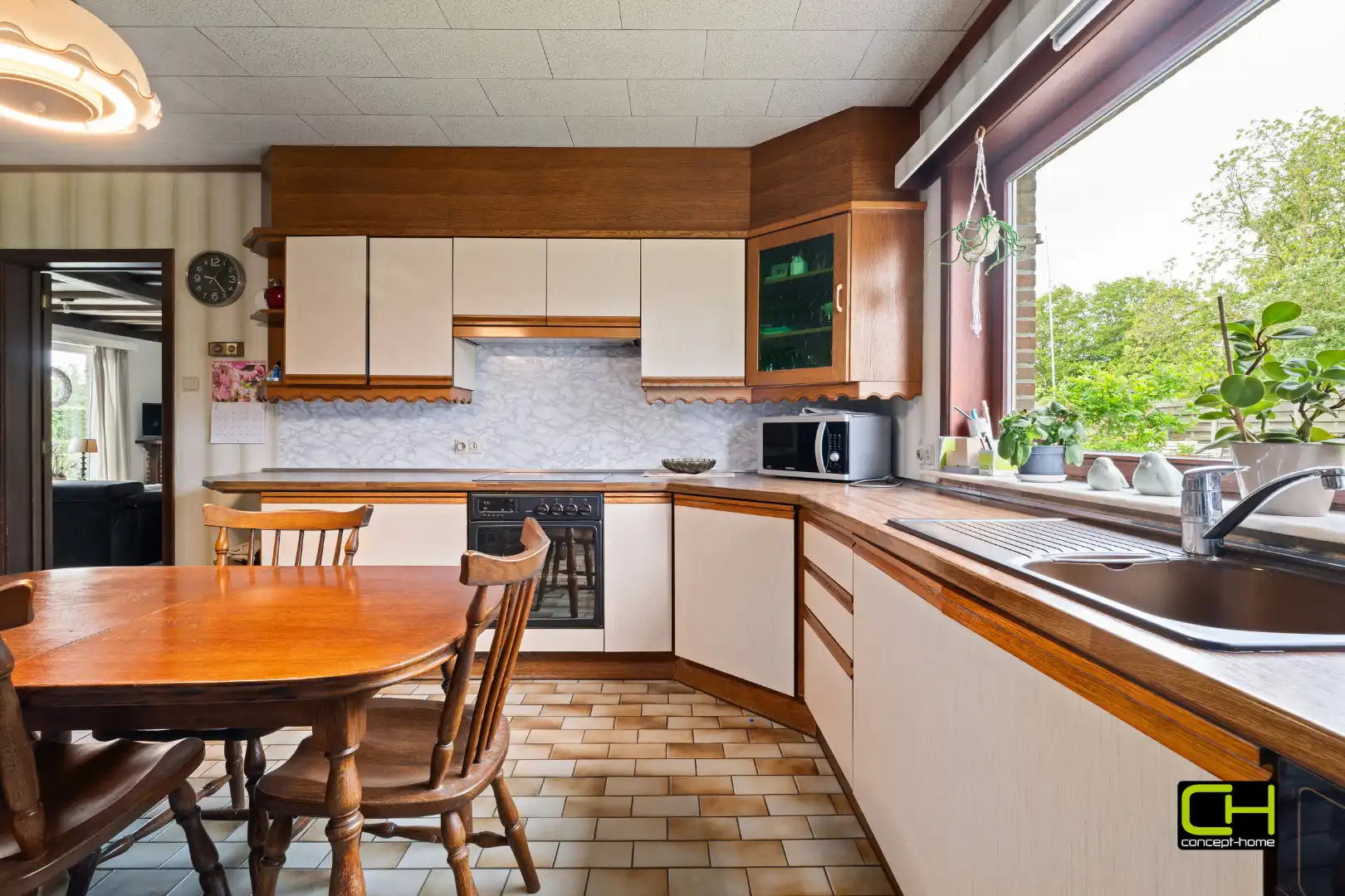 Woning/ bungalow te koop op een mooi perceel grond te Lievegem foto 7