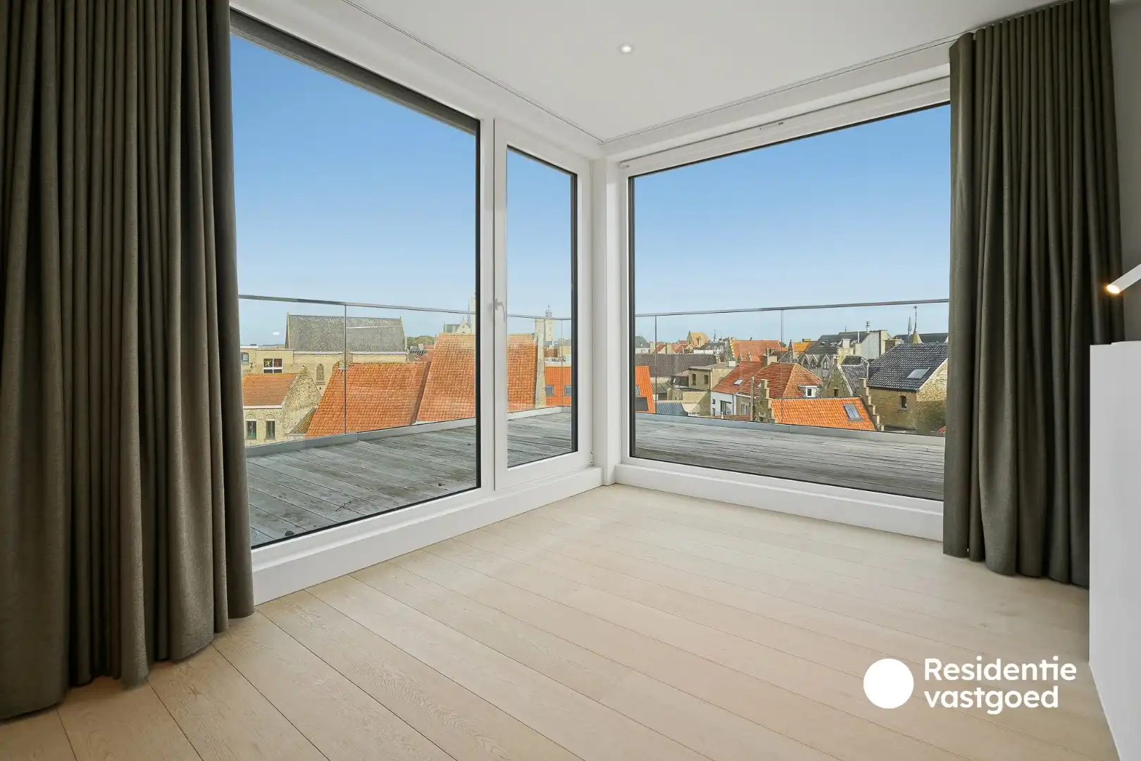 Exclusief penthouse in centrum Diksmuide! foto 12