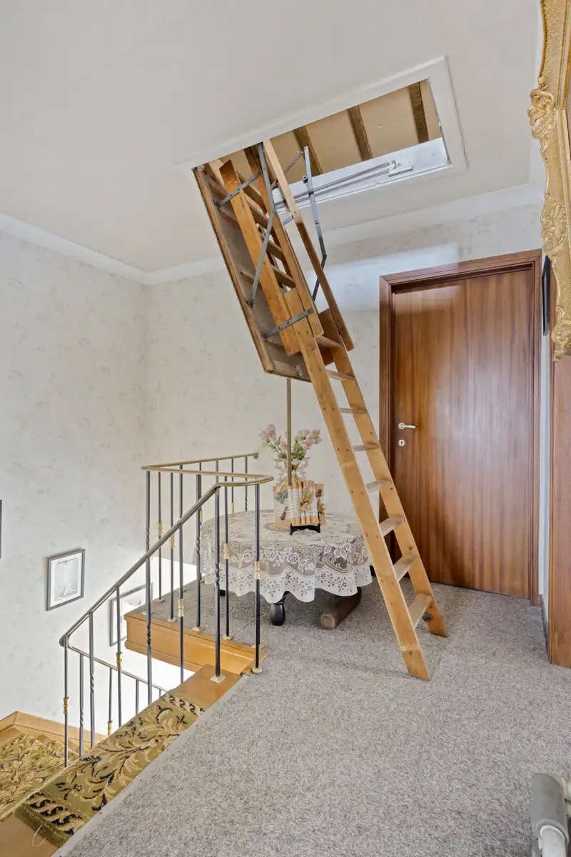 Ruime halfopen te renoveren bebouwing foto 22