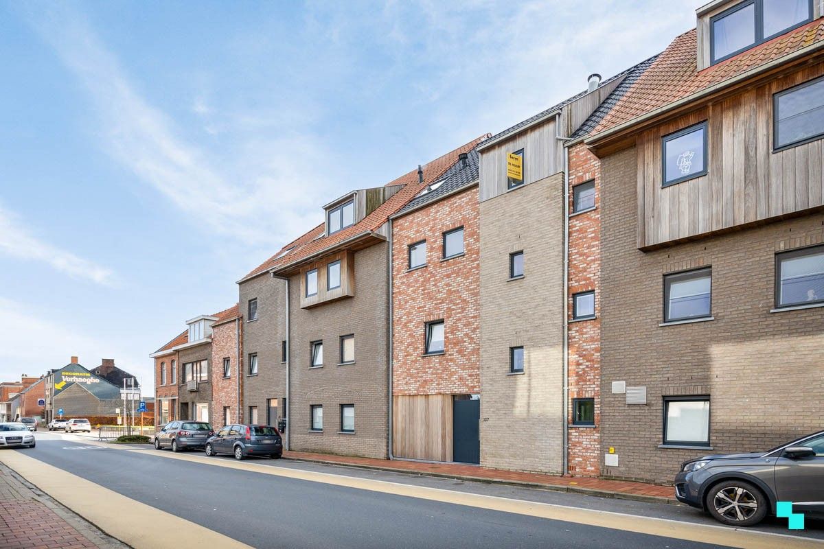 Kwalitatief afgewerkt duplex appartement in hartje Lichtervelde foto 21
