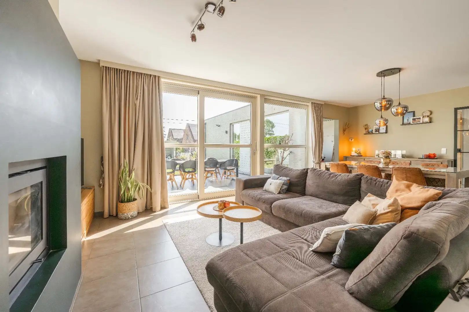 INSTAPKLARE GEZINSWONING  3 SLPKS | TUIN & TOEGANG ACHTEROM foto 5
