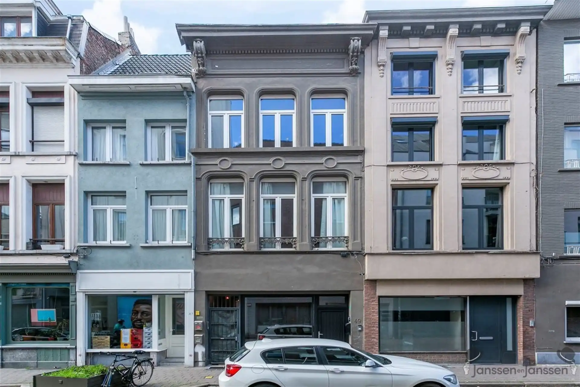 Instapklaar modern appartement in hartje Antwerpen foto 32