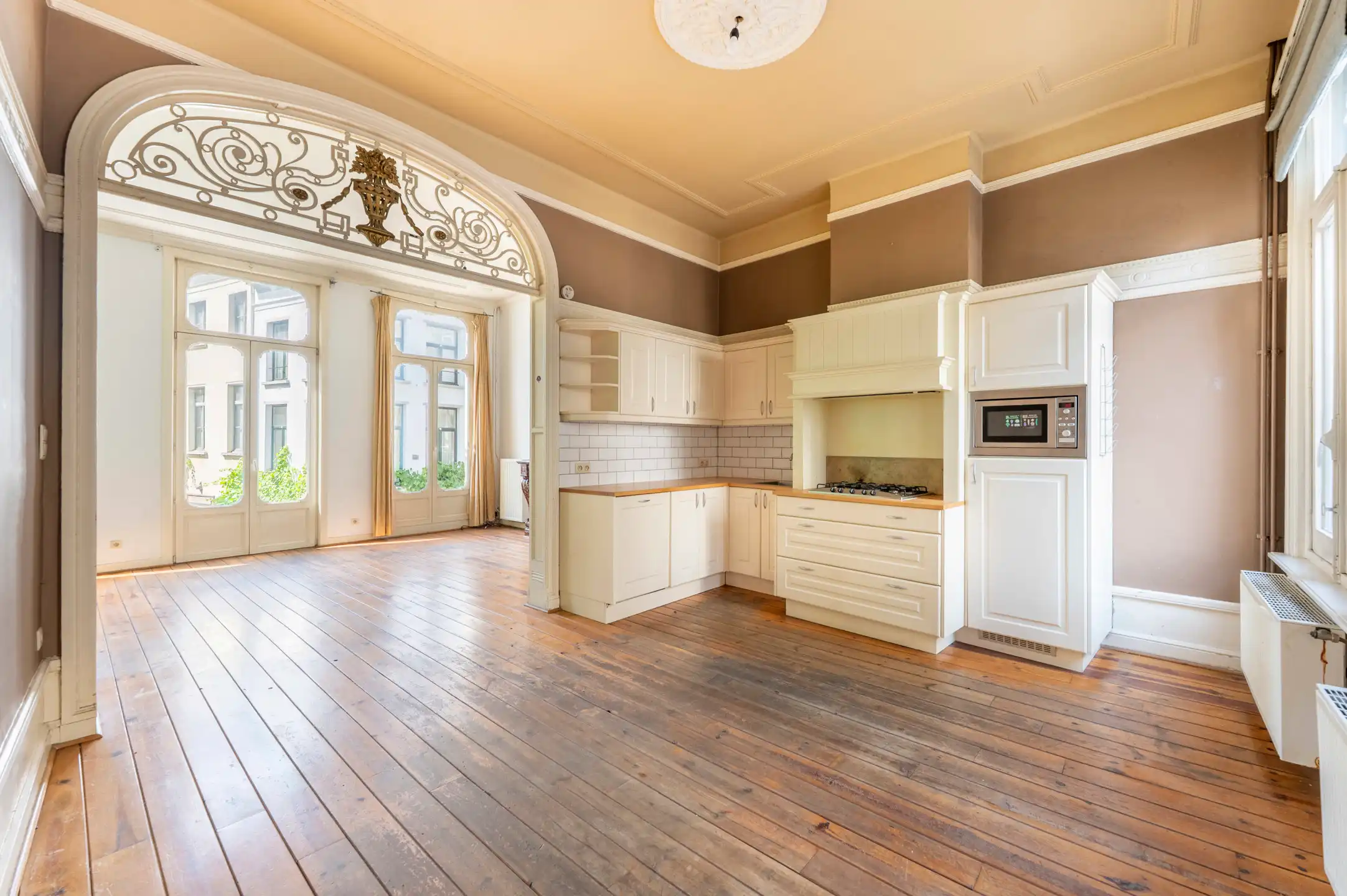 Uniek handelspand met triplex en garage - Investeringskans! foto 3