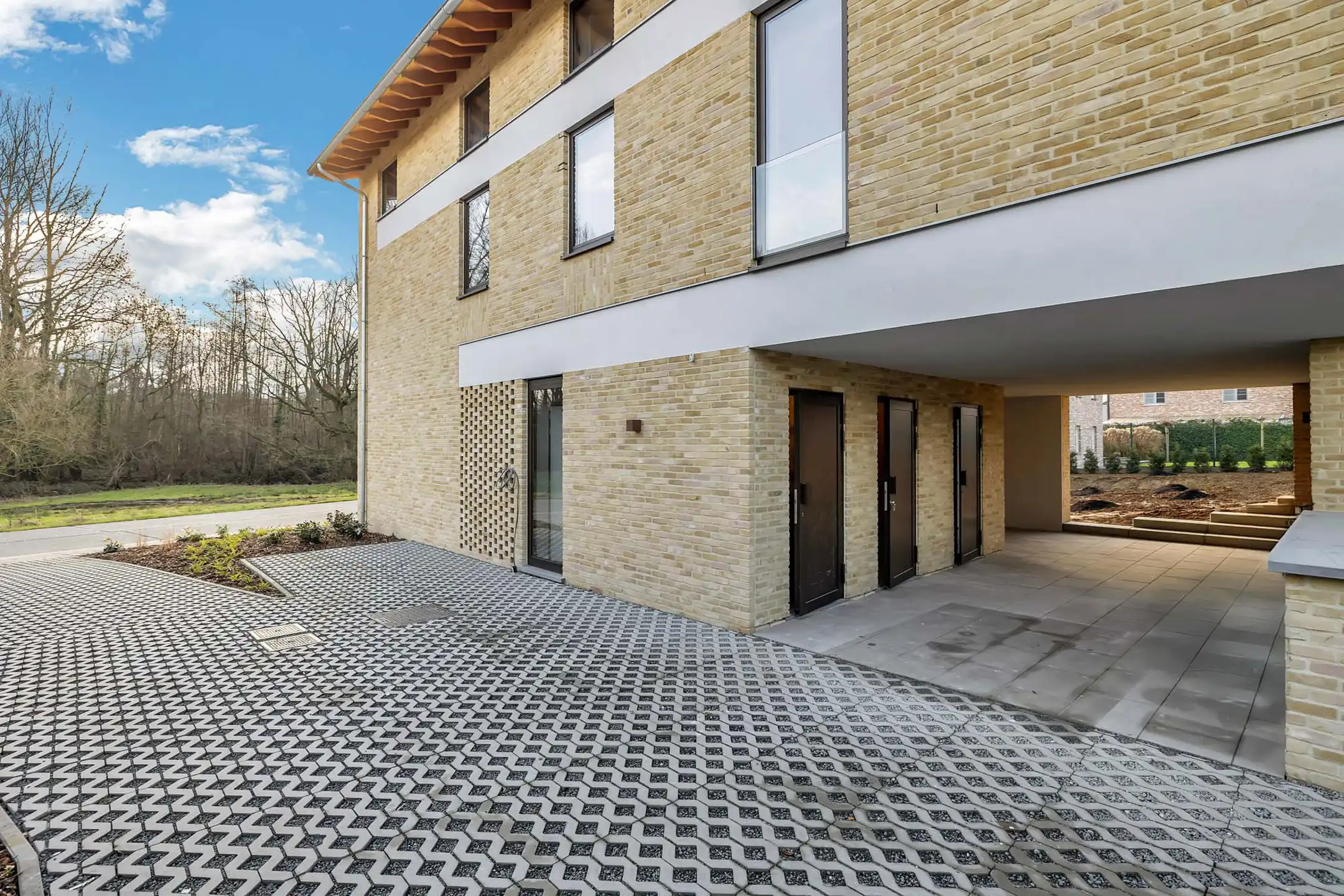 Gelijkvloers appartement met 2 slpks in uniek woonerf foto 18