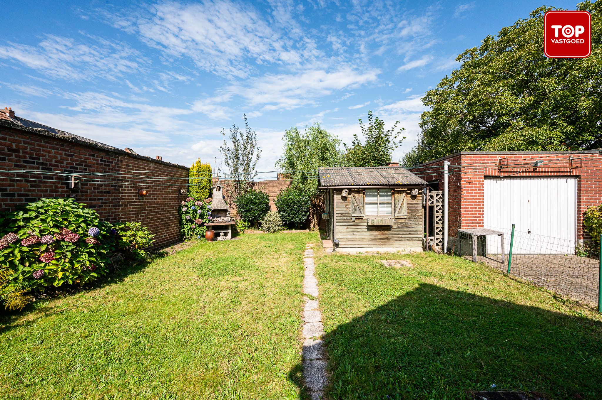 Te renoveren vrijstaande woning met zuidwest gerichte tuin foto 24