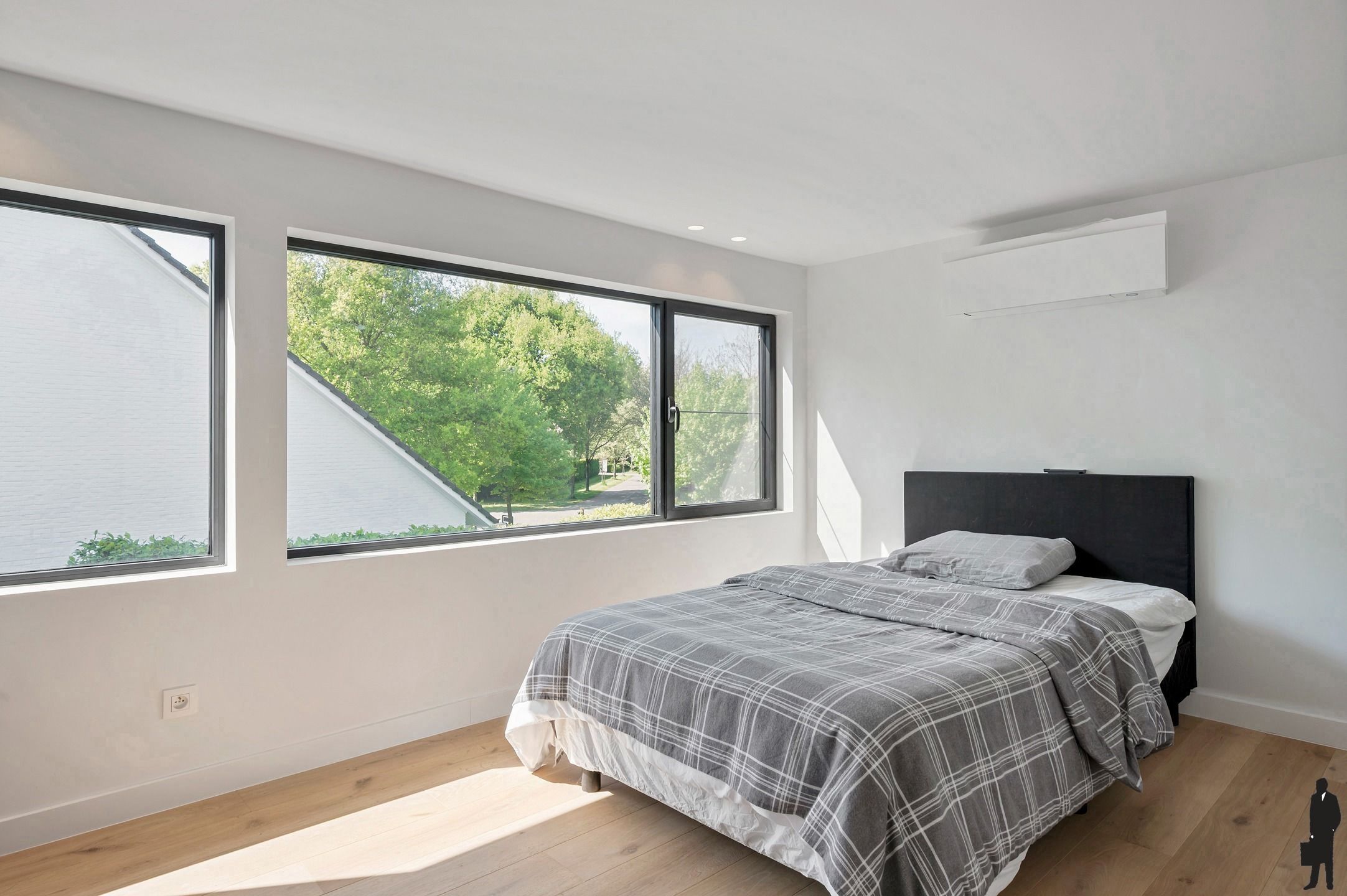Instapklare architectenwoning, op toplocatie in Brasschaat! foto 14