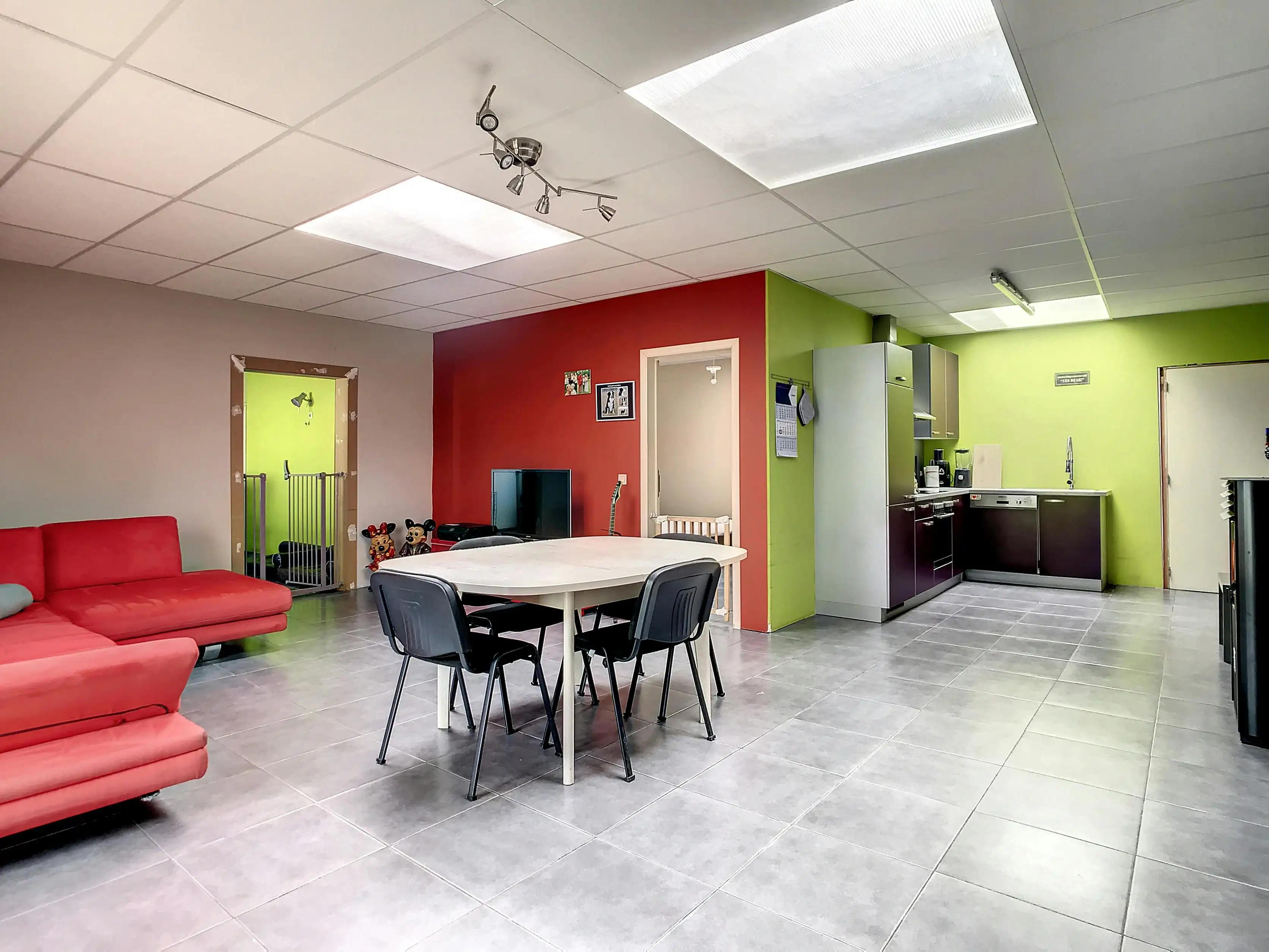 Ruime loods met wooneenheid in het centrum van Ruisbroek foto 3