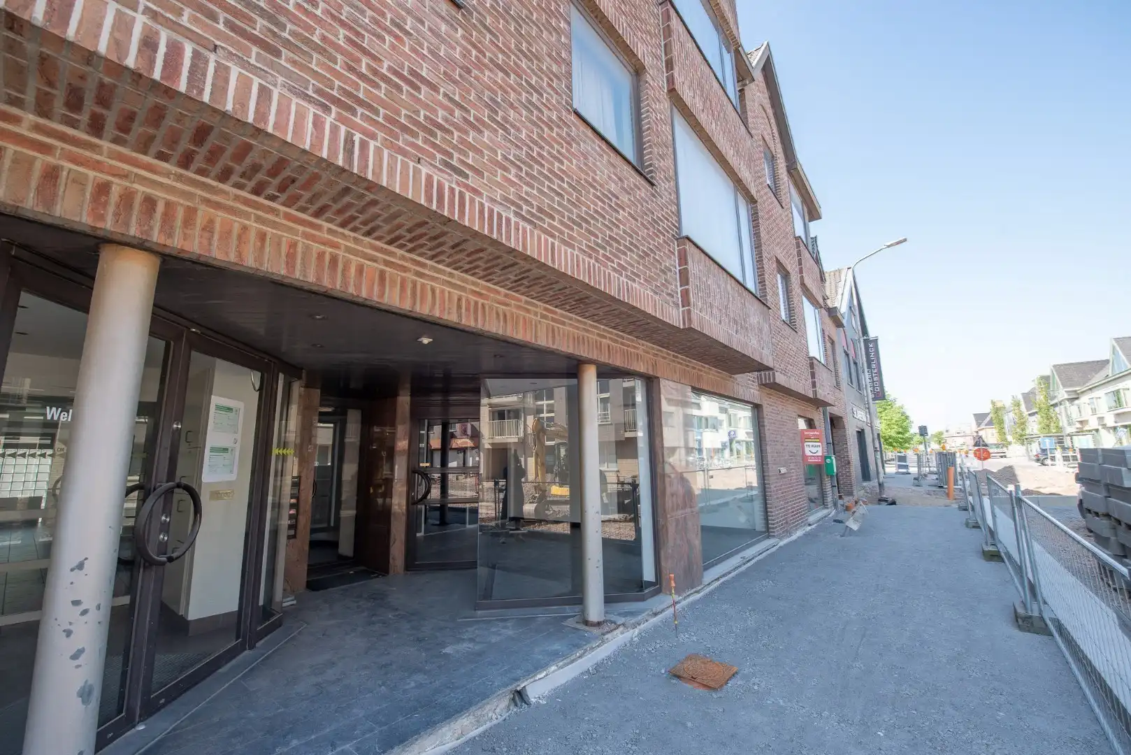 Ruime winkelruimte te huur in het centrum van Nazareth, ideaal voor diverse doeleinden! foto 12