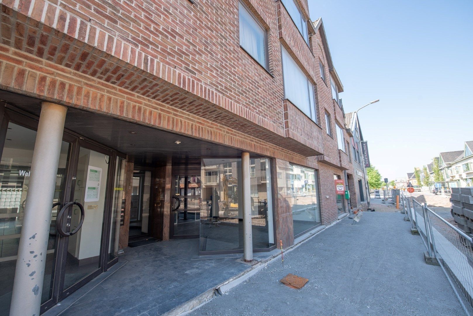 Ruime winkelruimte te huur in het centrum van Nazareth, ideaal voor diverse doeleinden! foto 12