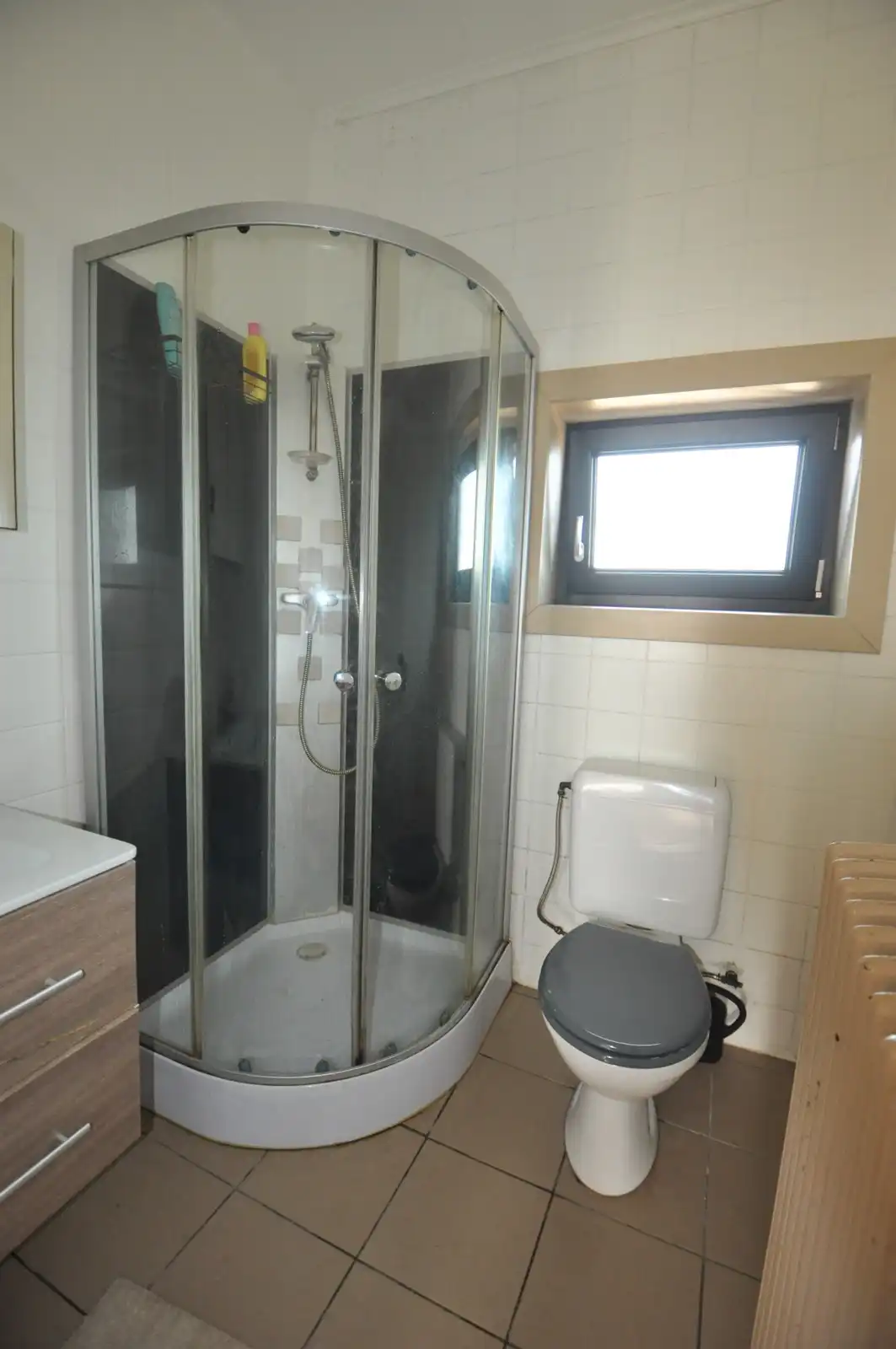 Bel-etage met 2 slaapkamers en aangenaam dakterras foto 11