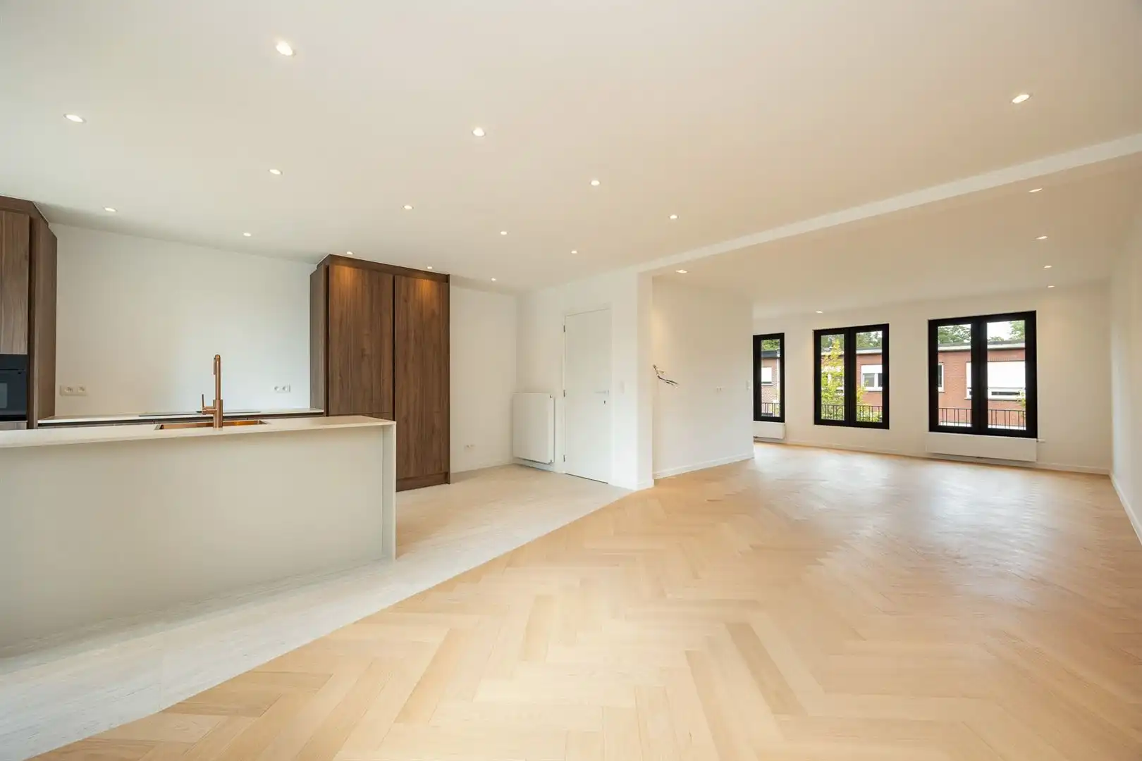 Top-gerenoveerd duplexappartement in Ekeren-Donk foto 4