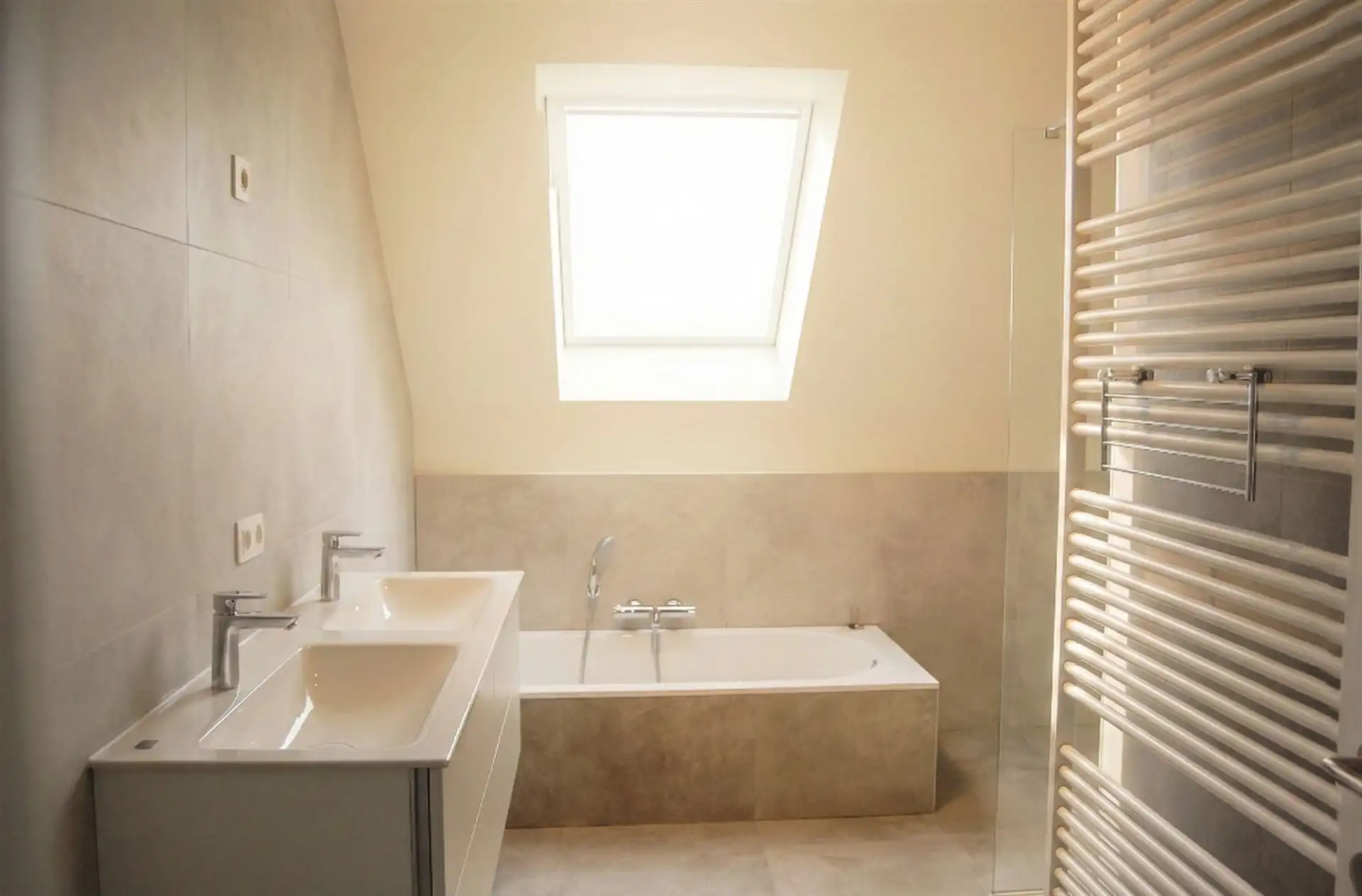 Ruim duplex-appartement in kleinschalig gebouw foto 5