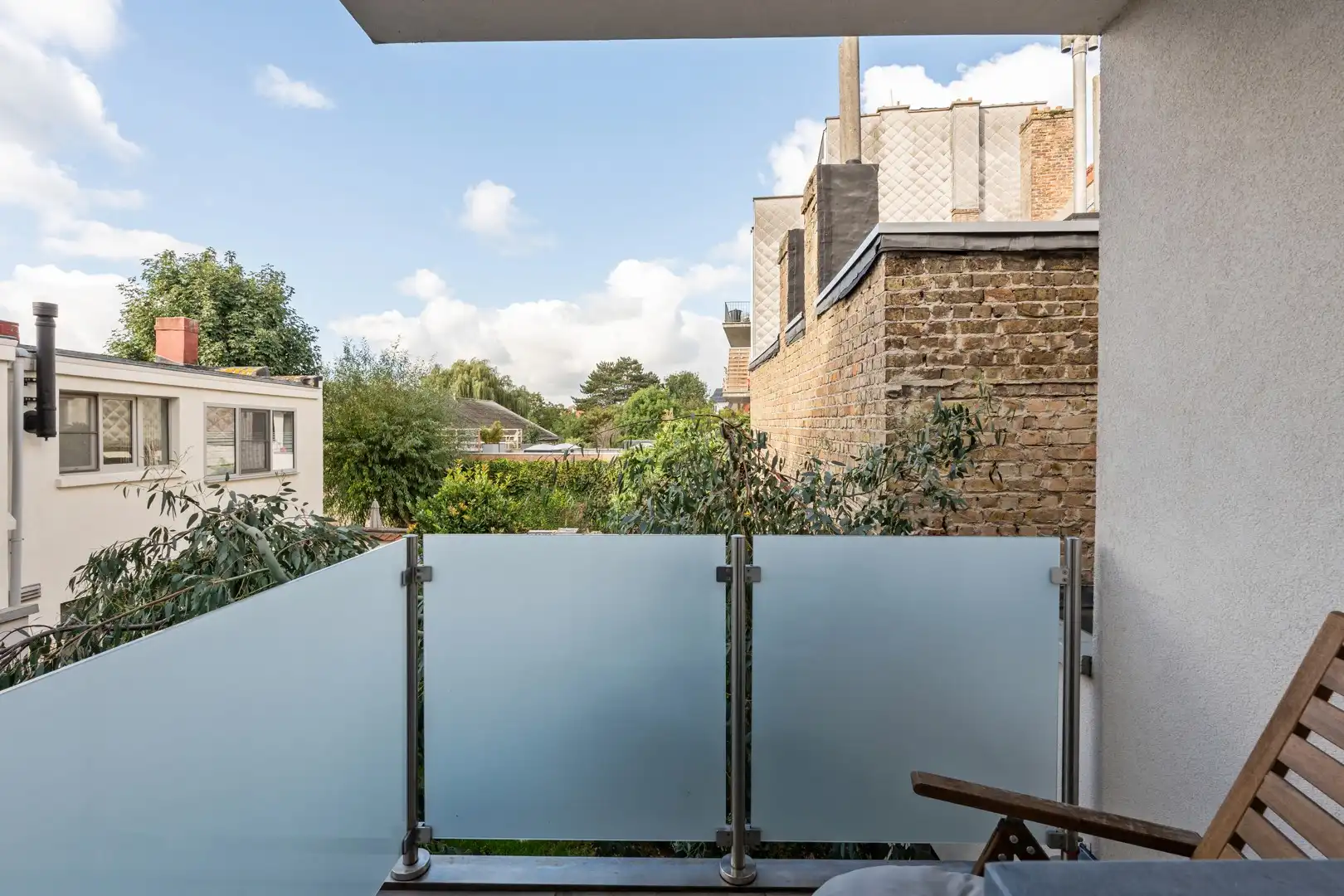 Gerenoveerd appartement met zonnig terras foto 2