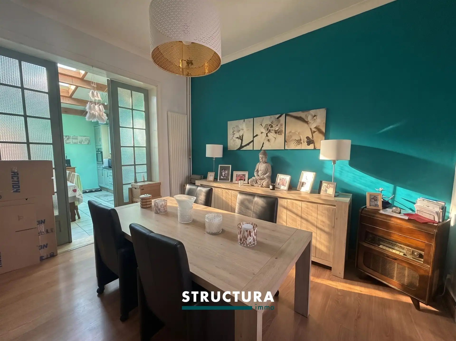 Woning met staanplaats  foto 3