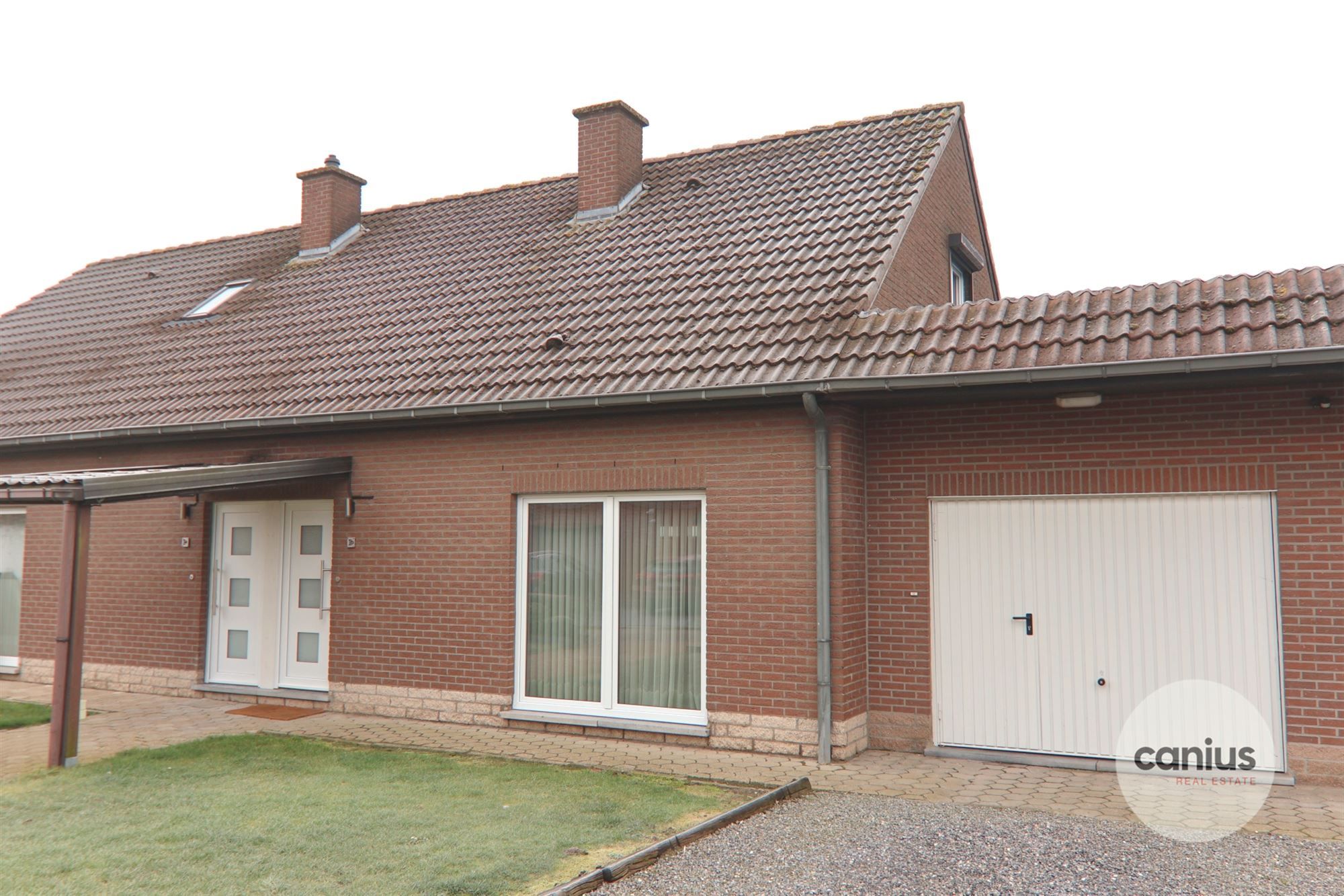 LEUKE WONING MET 2 SLPKS  foto {{pictureIndex}}