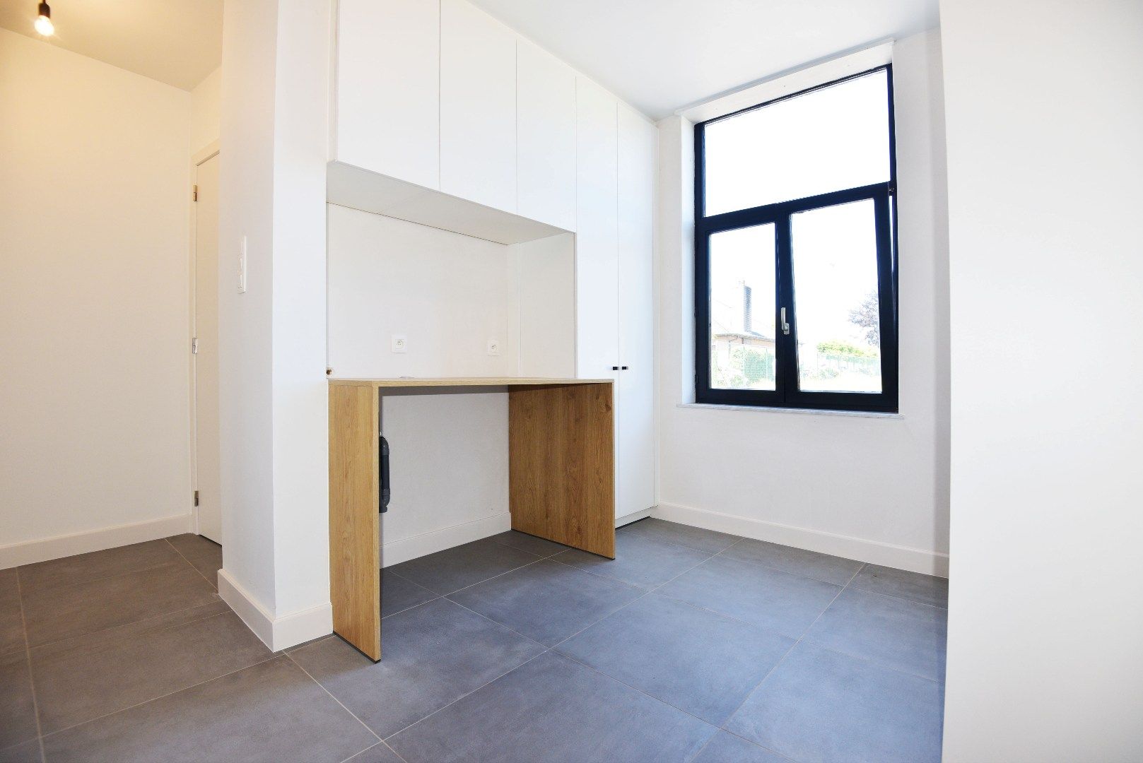 Gerenoveerde woning met 3 slaapkamers en tuin foto 14